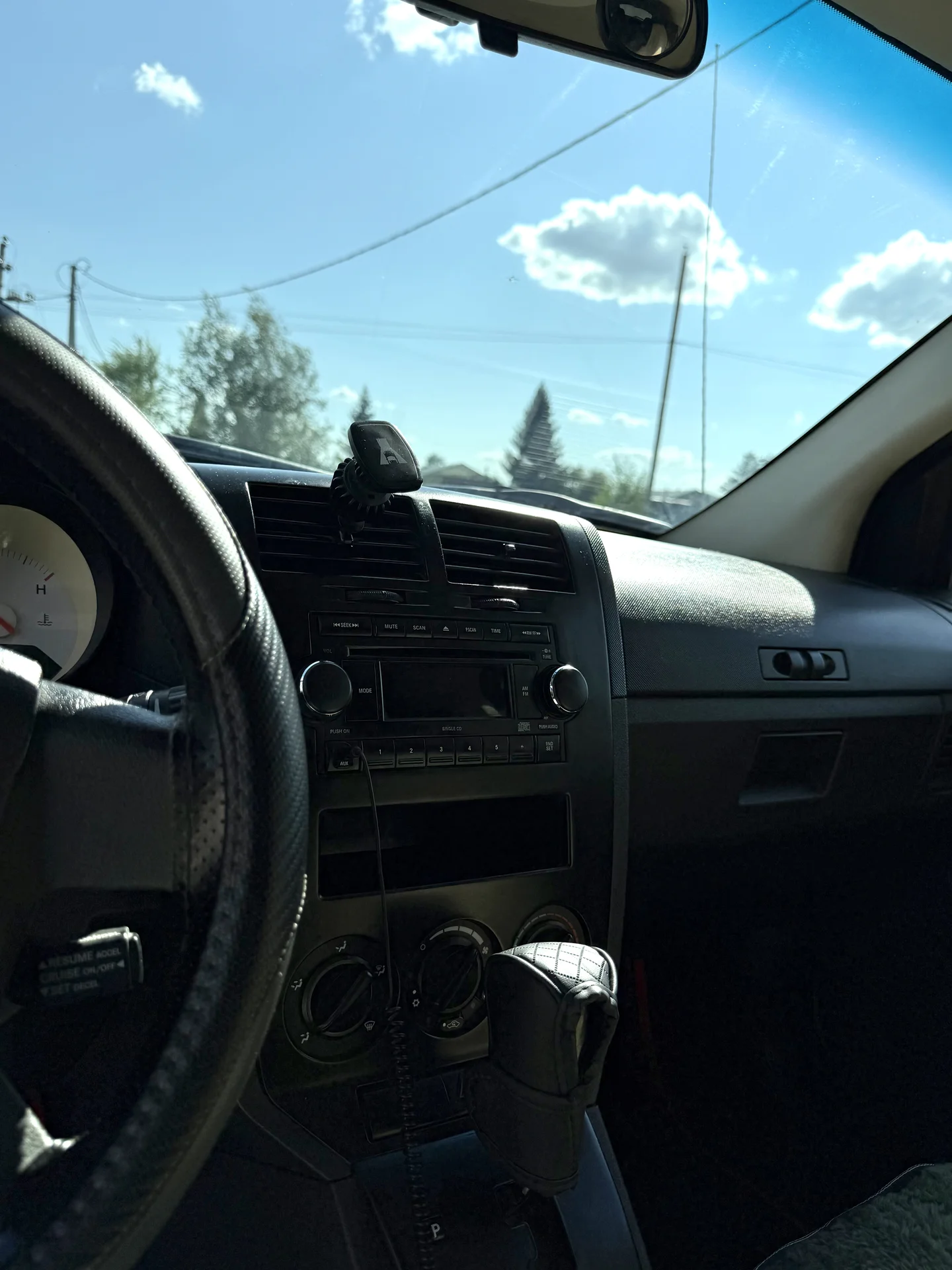 машина dodge caliber - миниатюра 16