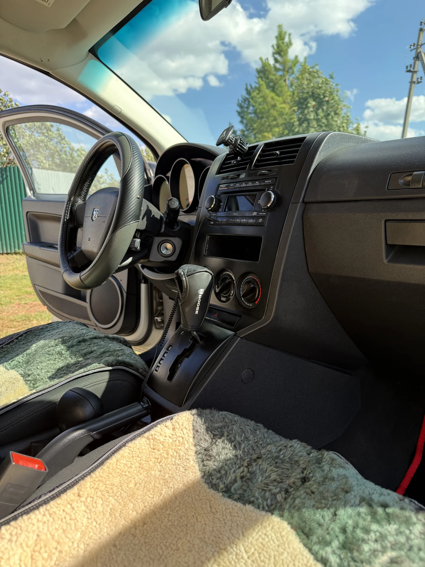 машина dodge caliber - миниатюра 21