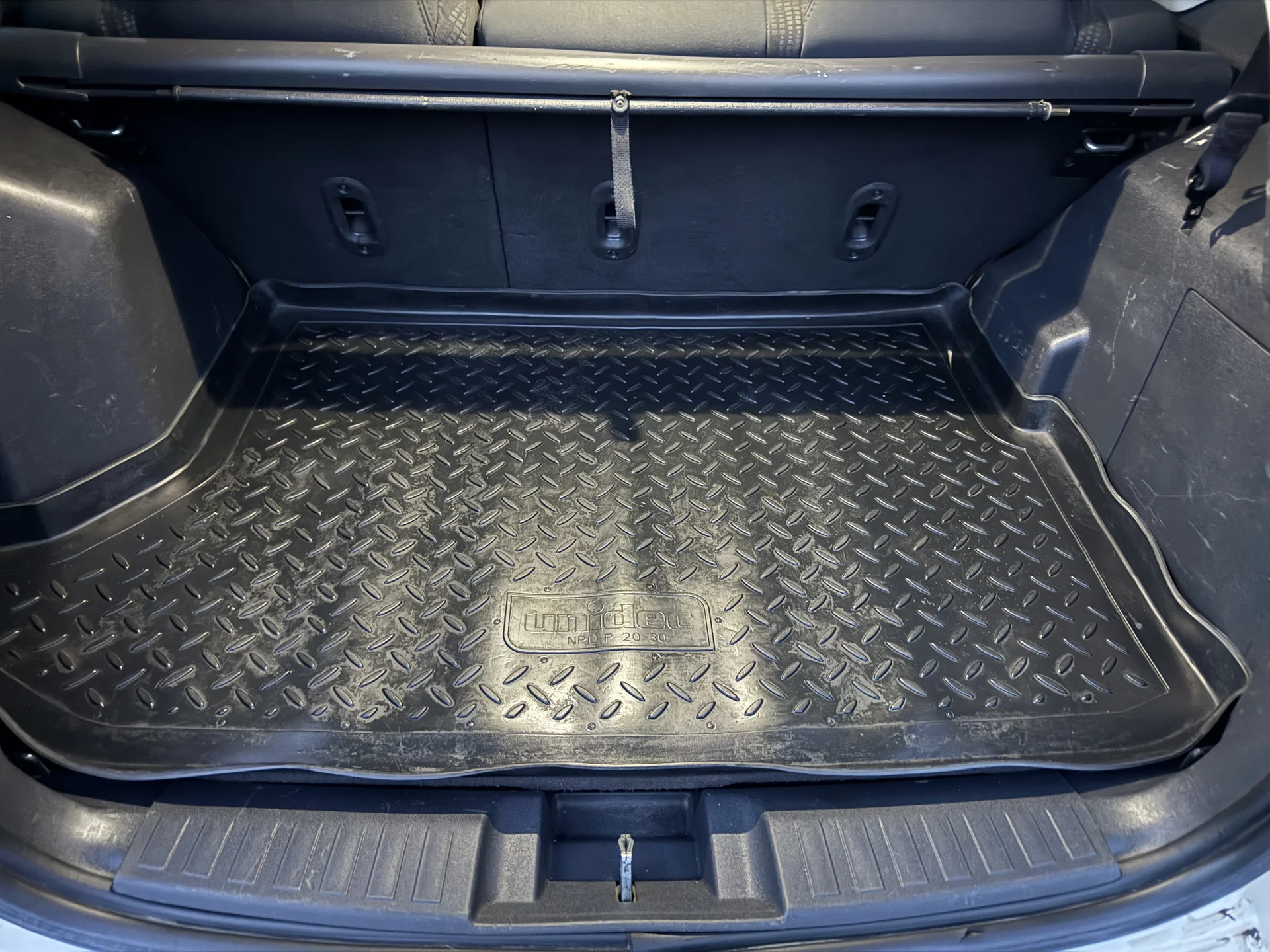 машина dodge caliber - миниатюра 27