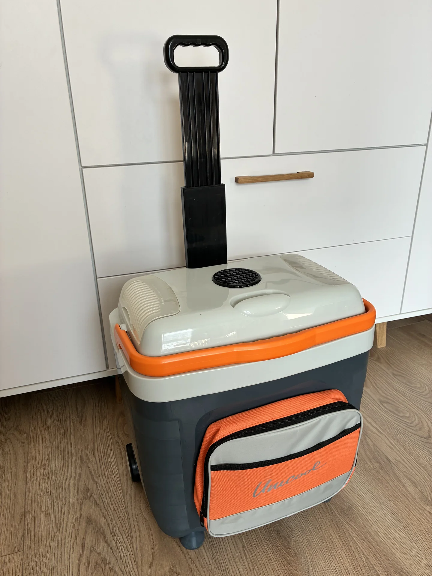 Холодильник Camping World Unicool 28L - изображение 1