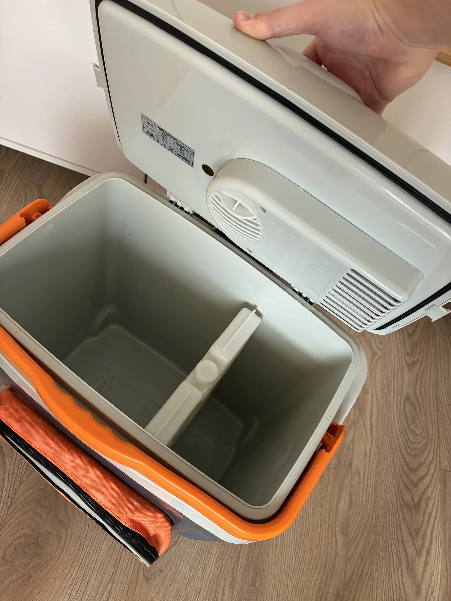 Холодильник Camping World Unicool 28L - миниатюра 4