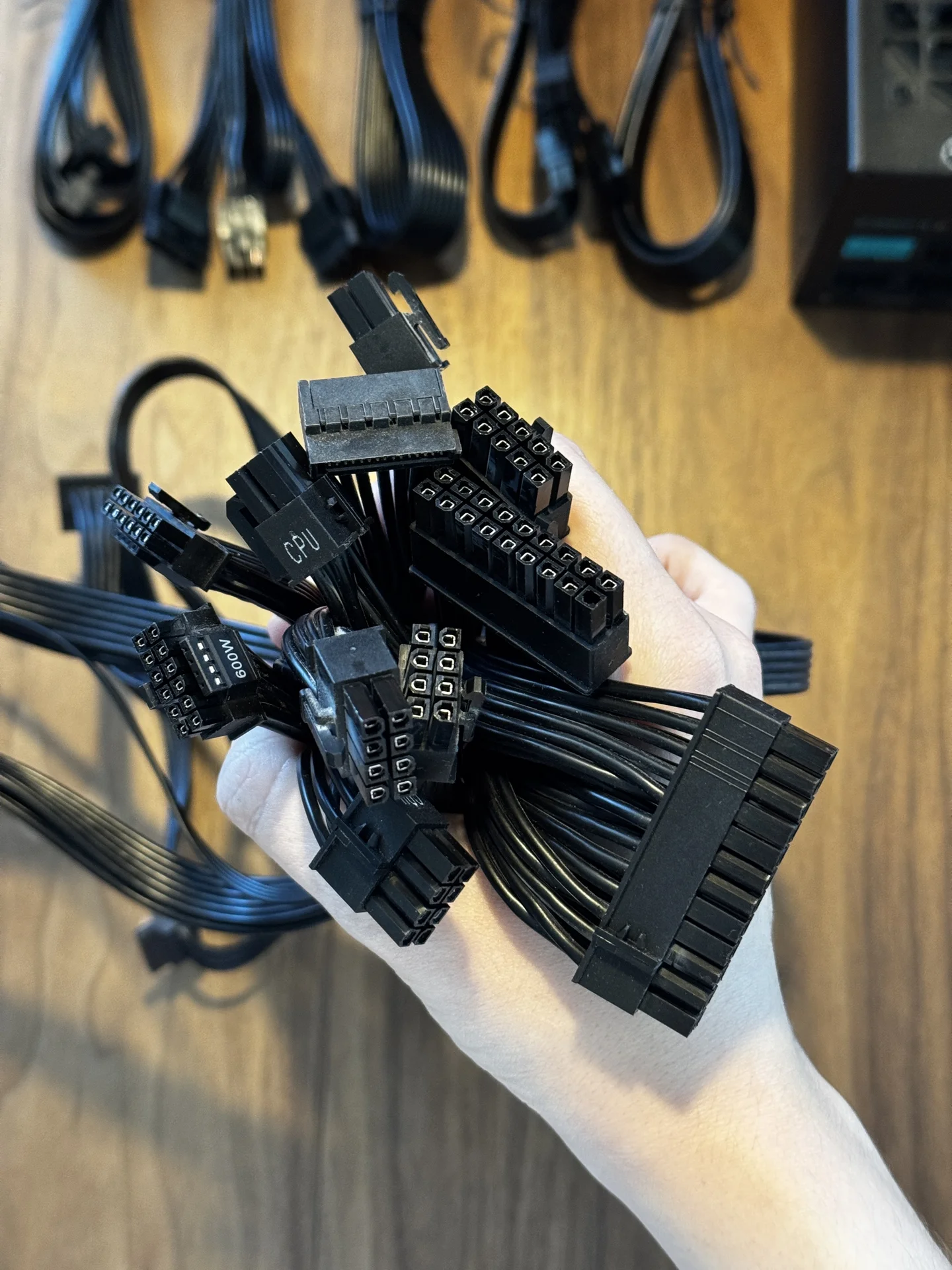 Блок питания DEEPCOOL PX1200G - миниатюра 6