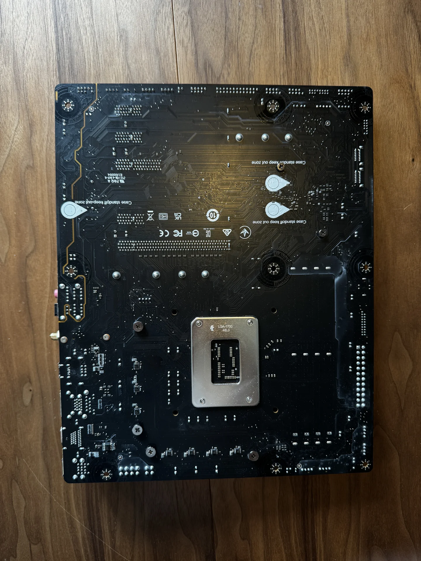 Материнская плата MSI B760 GAMING PLUS WIFI Б/У - миниатюра 3