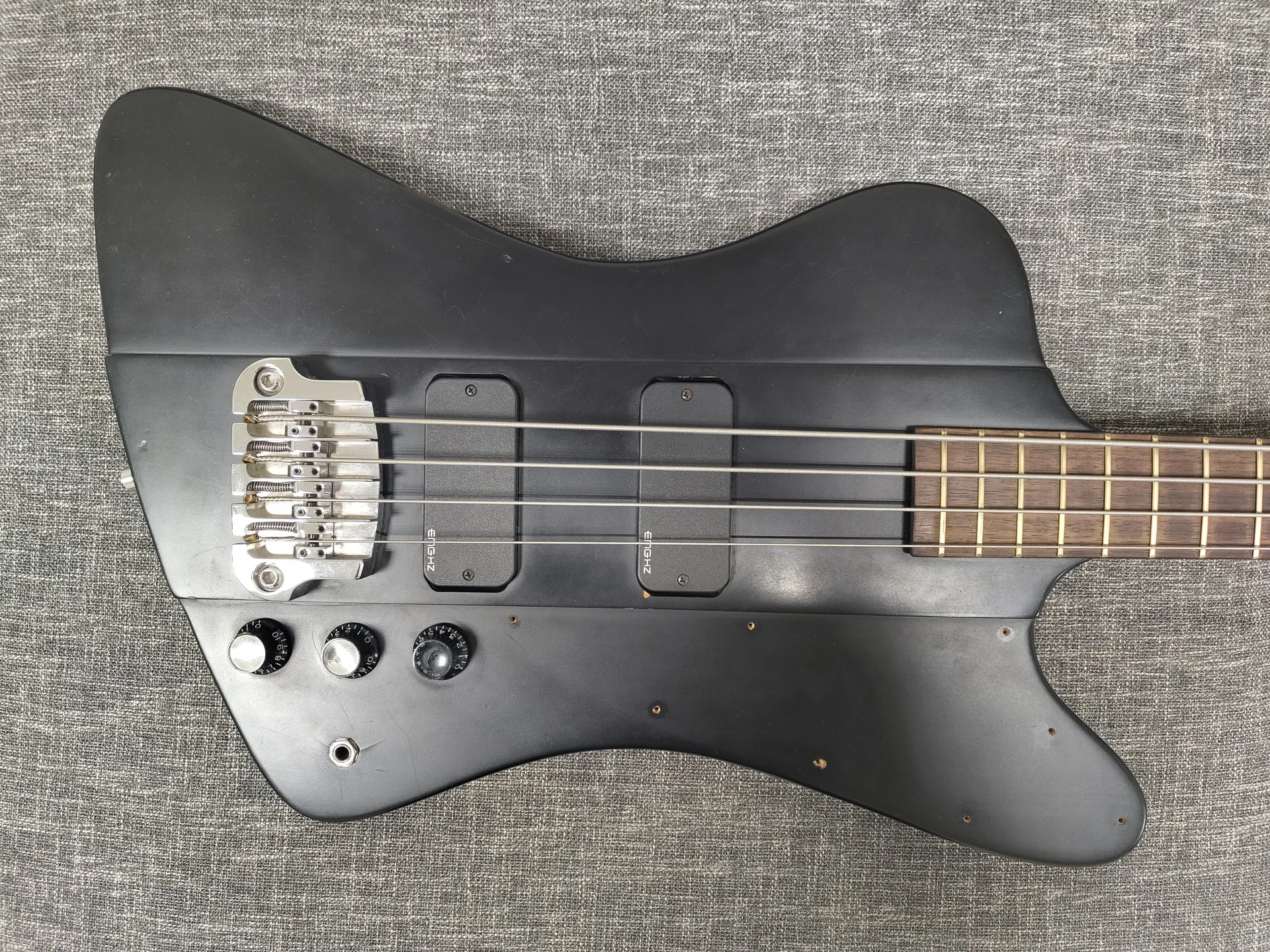 Бас-гитара Epiphone Thunderbird XII goth black - миниатюра 2