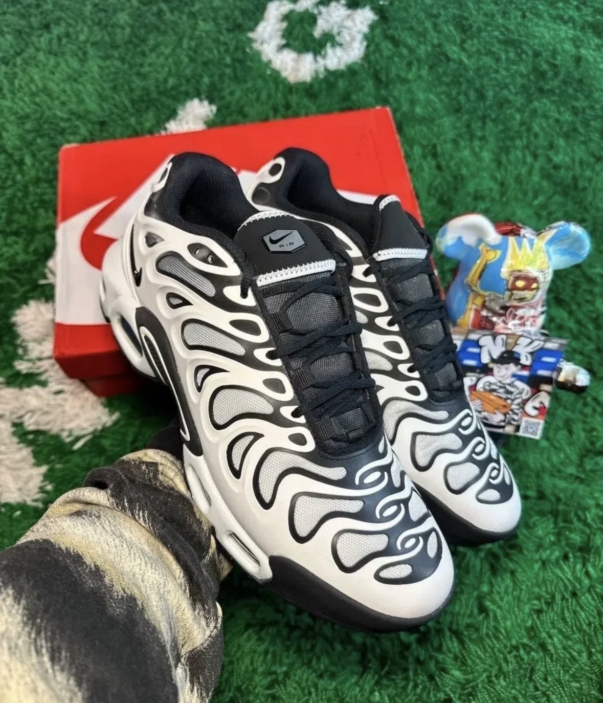 nike air max plus drift - миниатюра 2