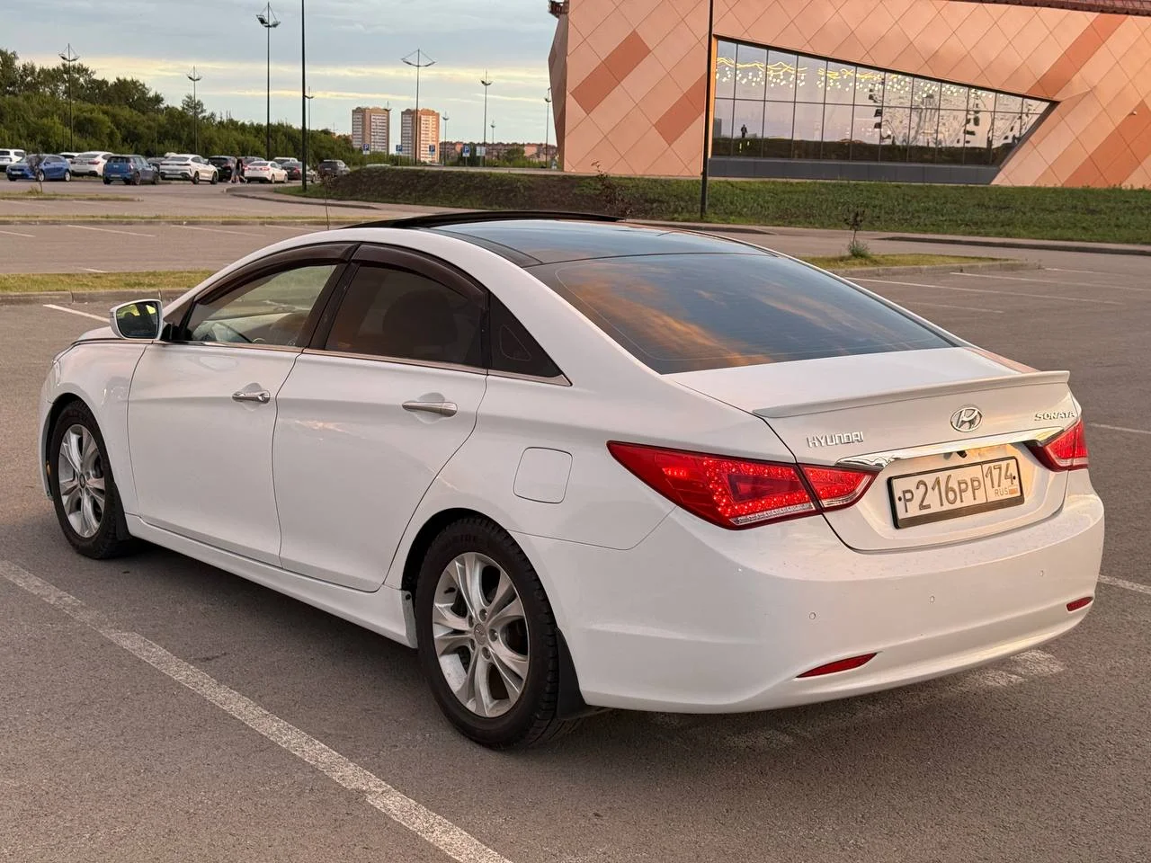 Hyundai SONATA, 2010 года выпуска🚀 - миниатюра 4