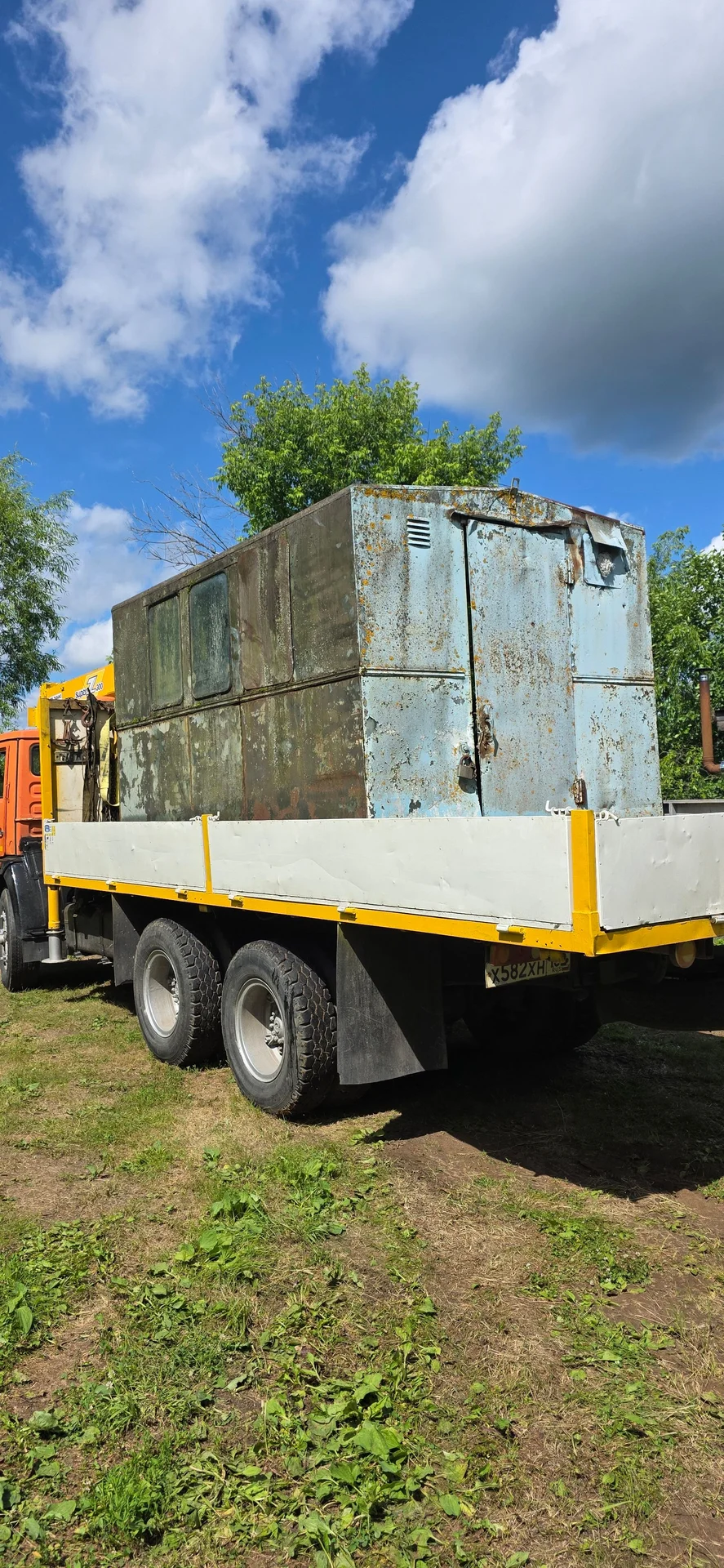 Продам бортовой грузовик с кму - миниатюра 3