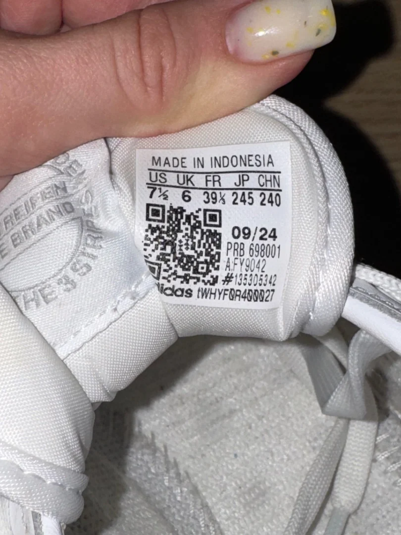 Кроссовки Adidas женские - миниатюра 6