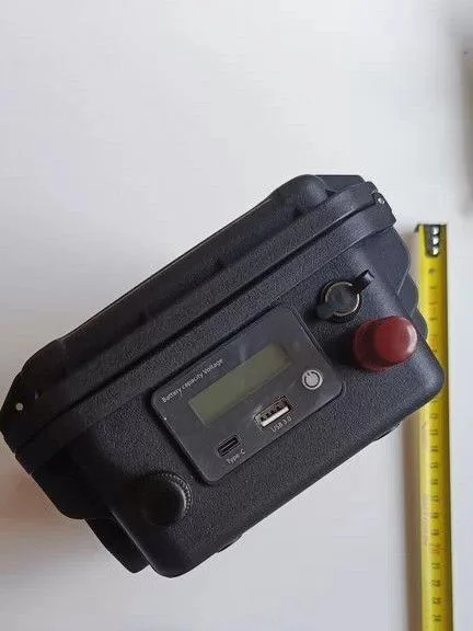 Аккумулятор 12V30A Lifepo4 в защитном корпусе - миниатюра 3