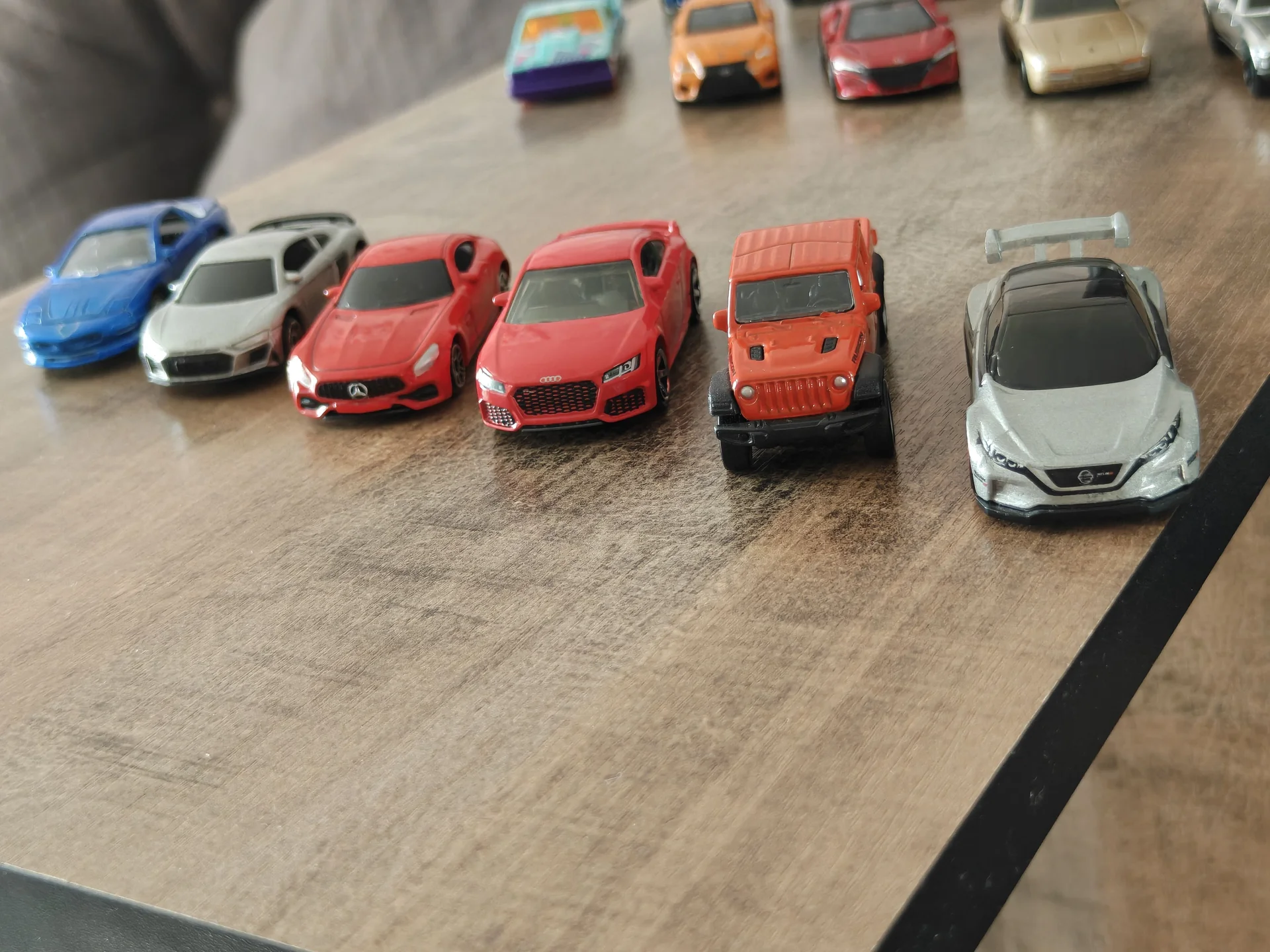 hot wheels, matchbox, welly машинки - миниатюра 3