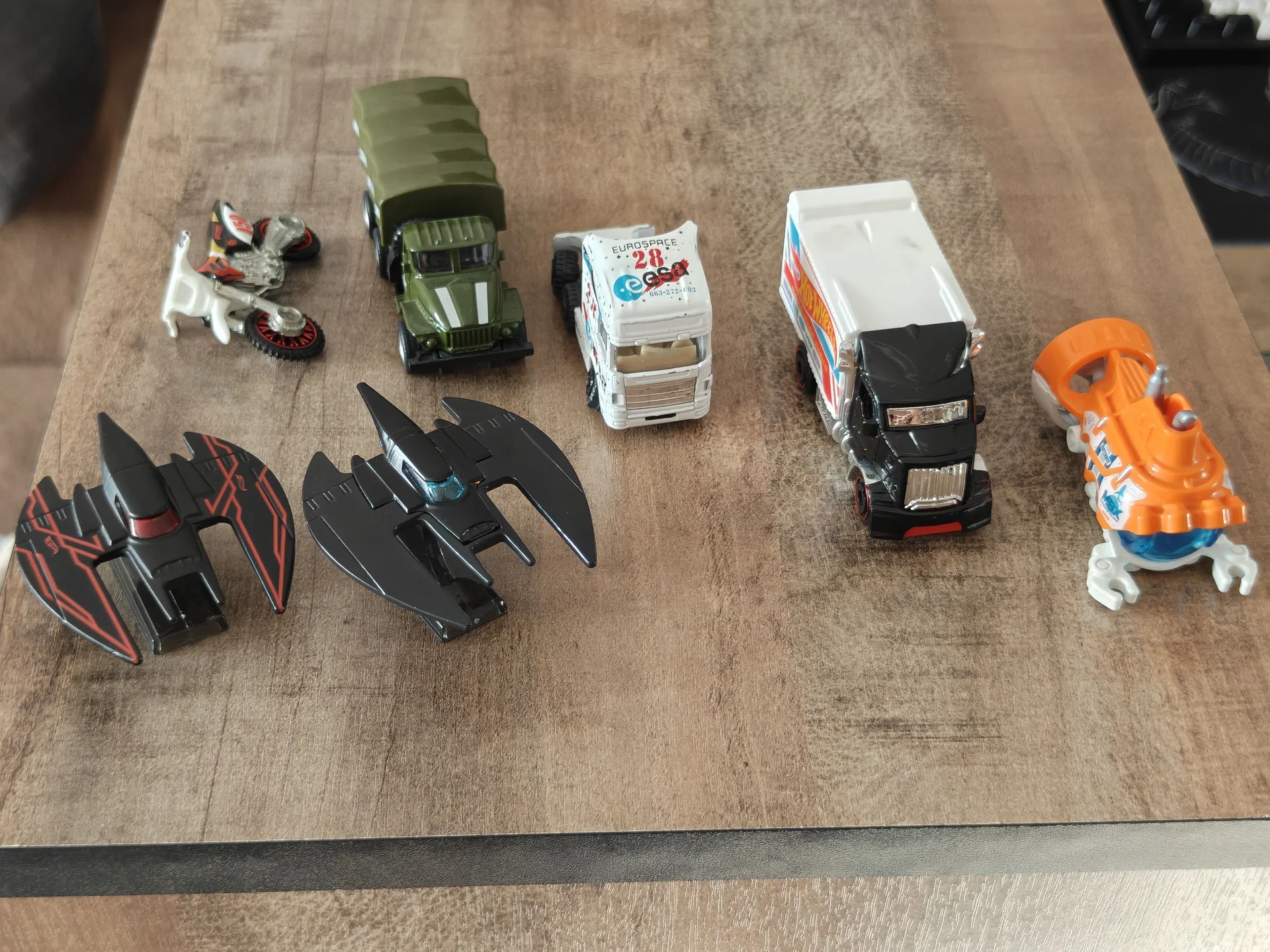 hot wheels, matchbox, welly машинки - миниатюра 19