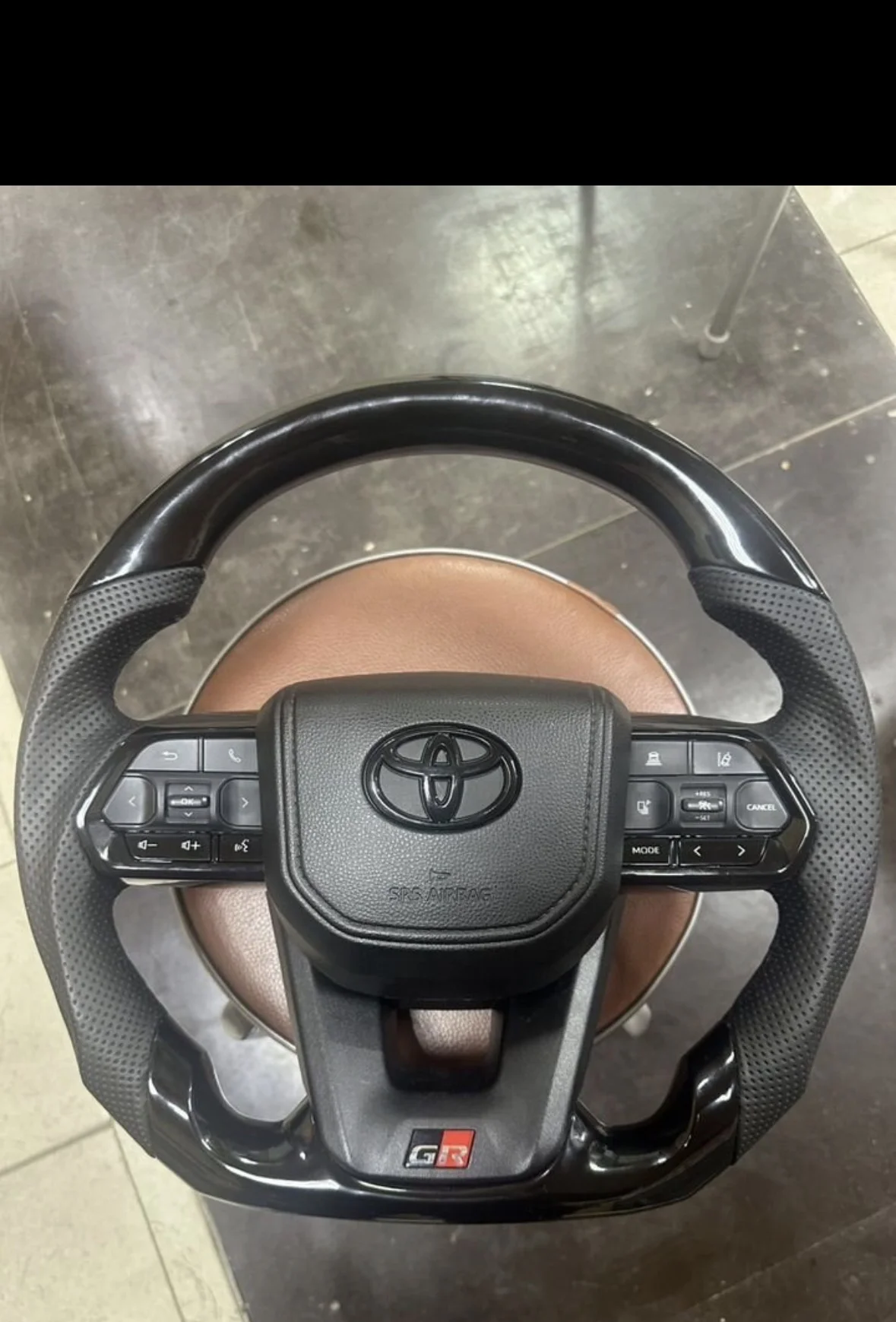 Руль на Toyota - изображение 1