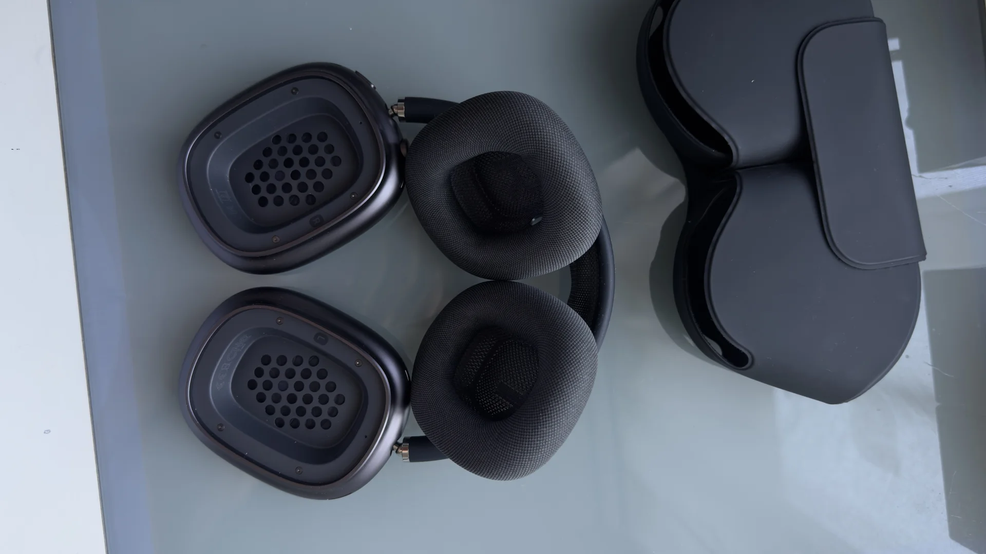 Airpods max - миниатюра 2