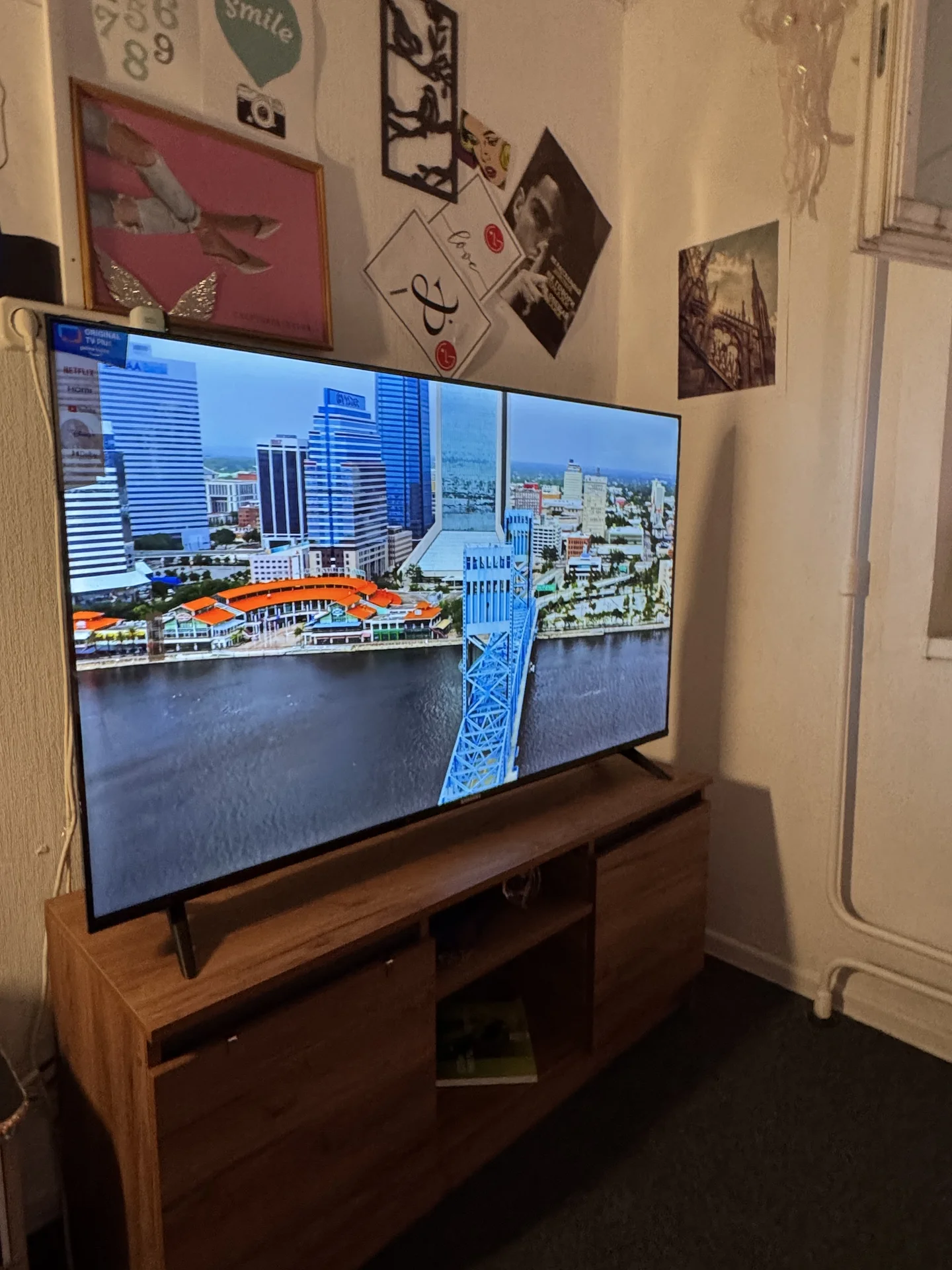 Samsung Smart TV - миниатюра 7