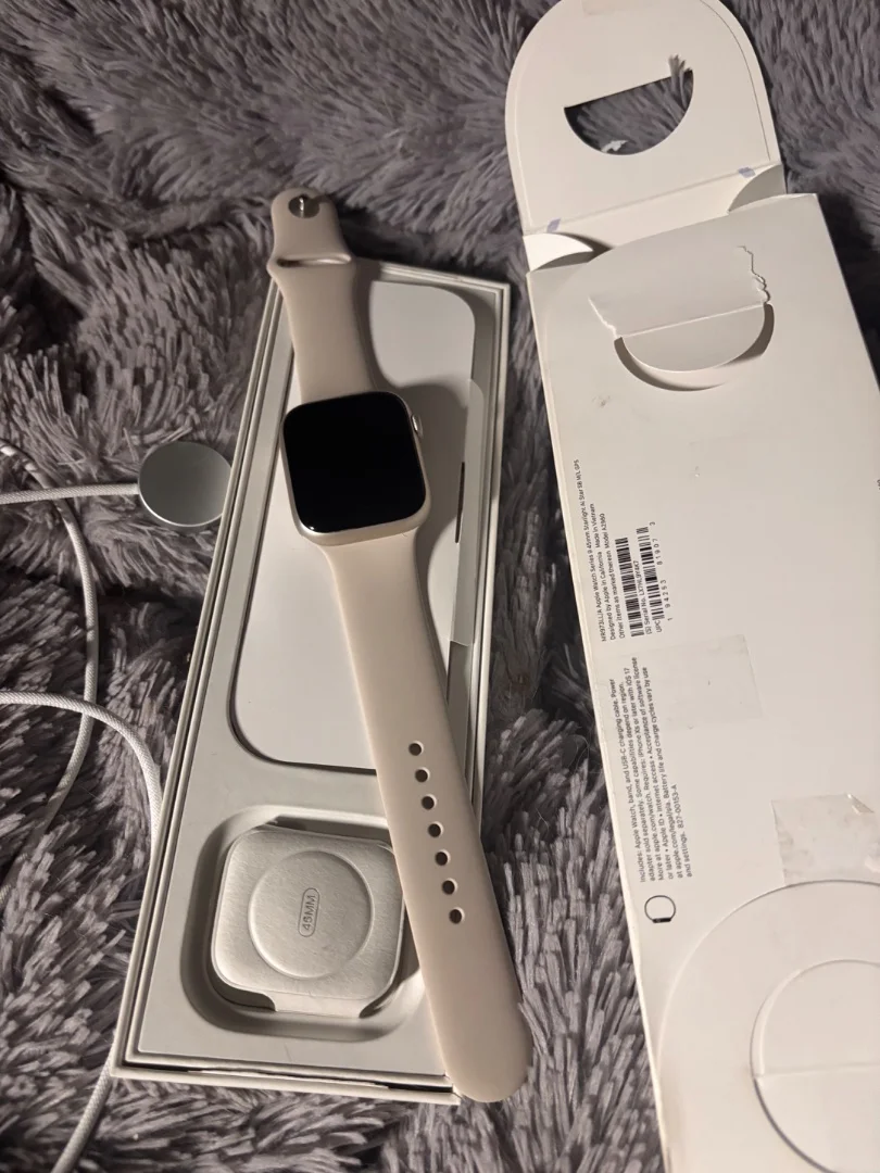 Apple Watch 9 45 mm - изображение 1