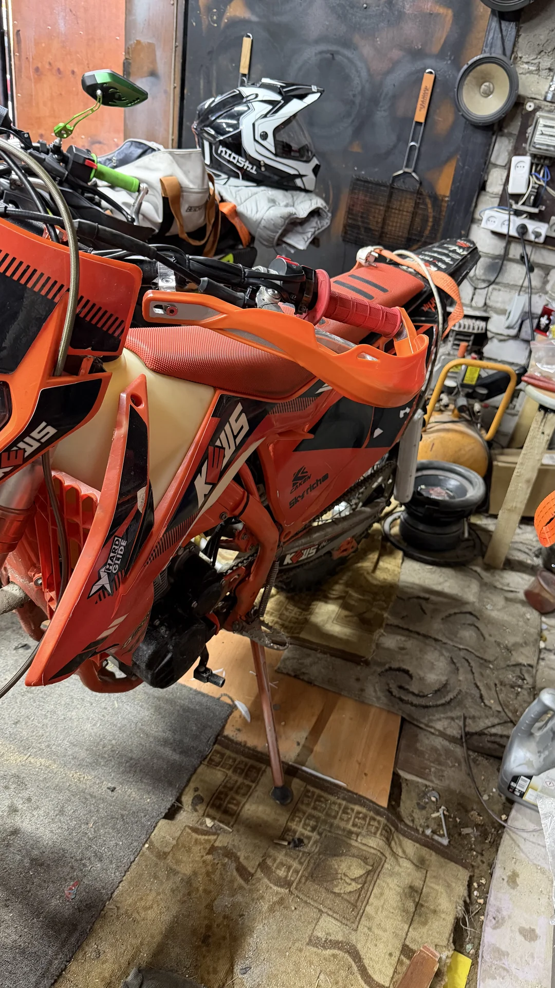 kews k16 cb250r - миниатюра 11