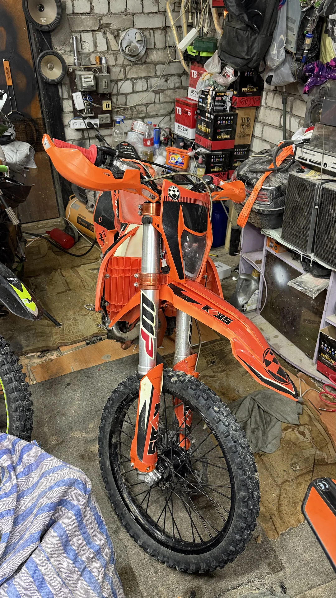 kews k16 cb250r - миниатюра 13