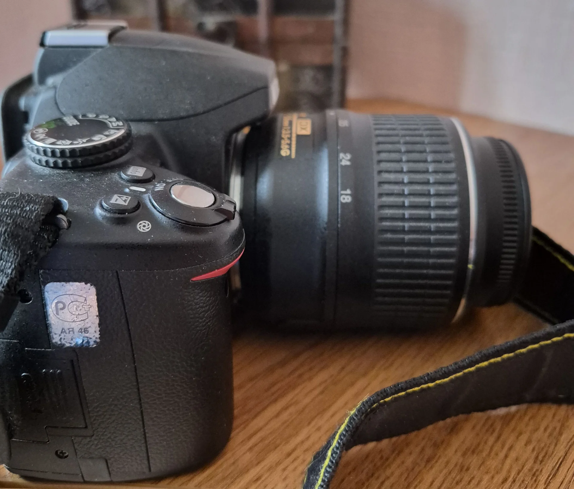 Фотокамера nikon d3000 kit 18-55 - миниатюра 8