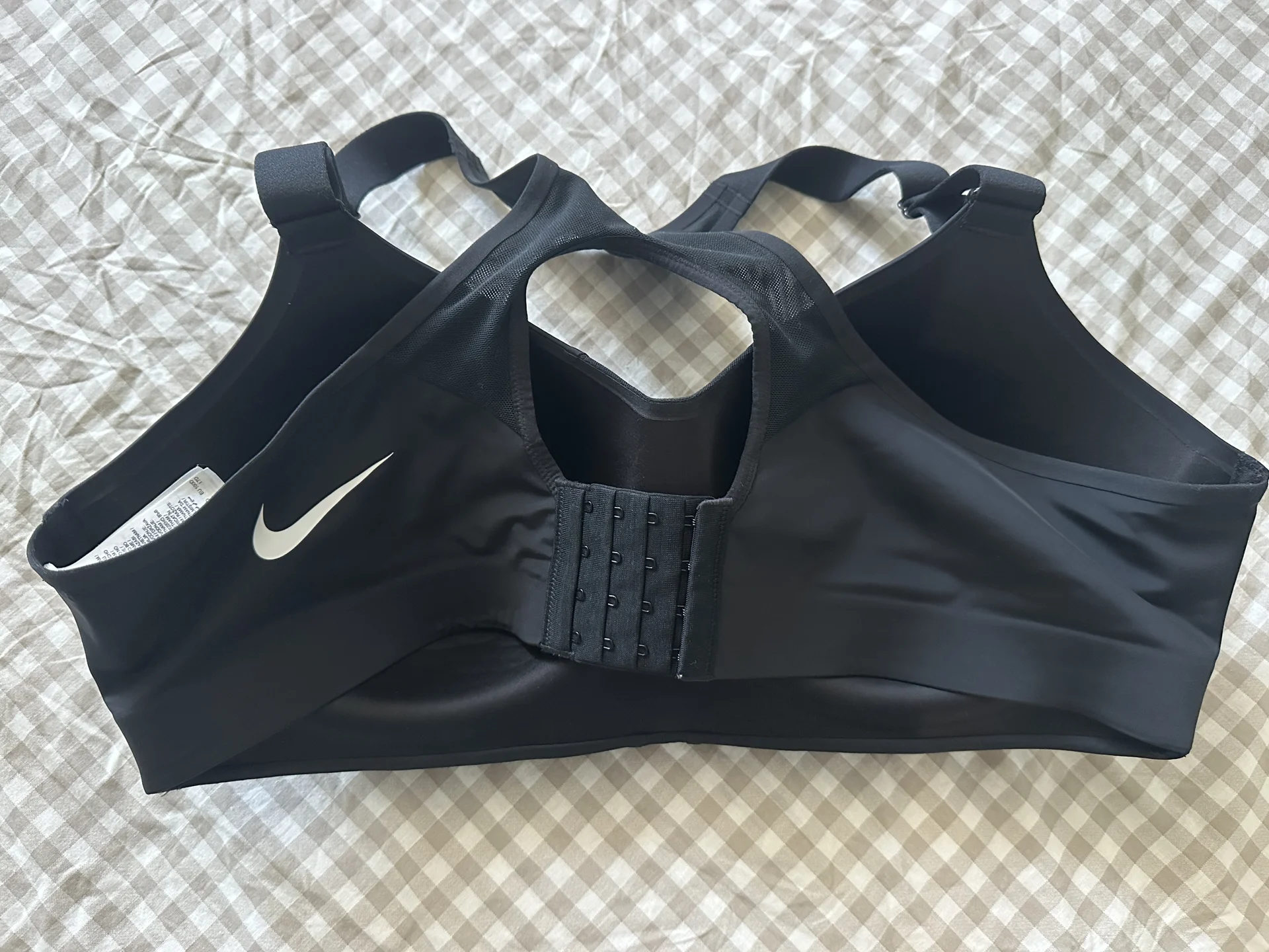 Спортивный топ Nike 100D - миниатюра 2