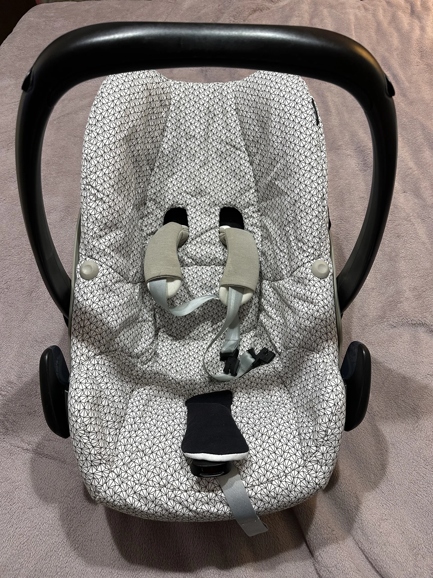 Автолюлька-Автокресло Maxi-Cosi Pebble от 0+ до 1 - миниатюра 2