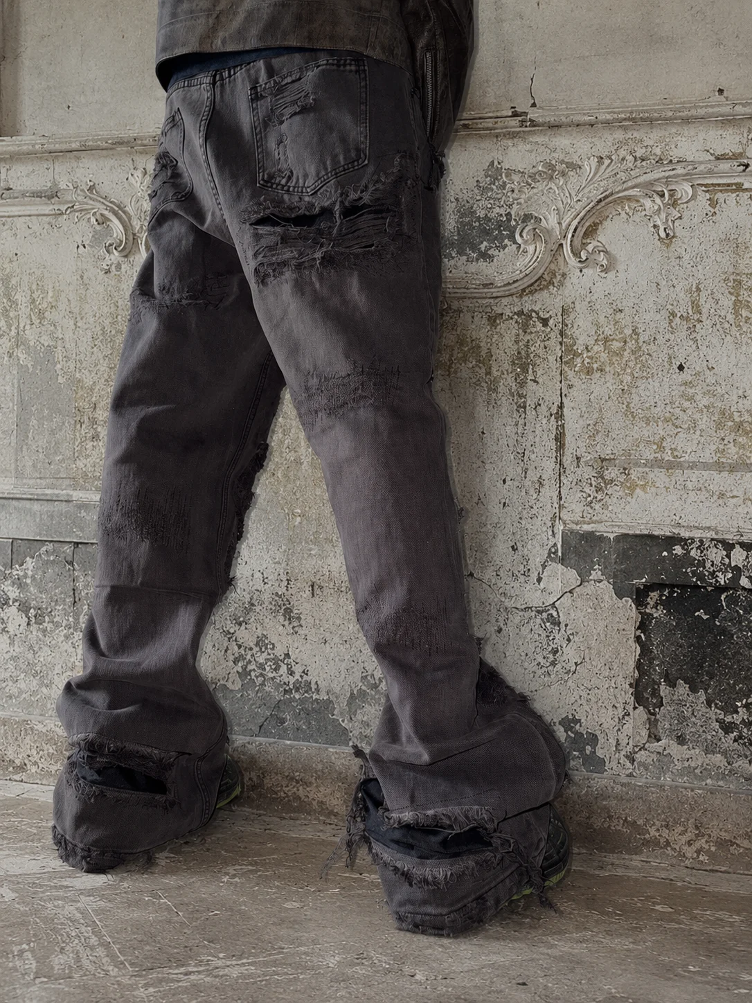 рваные джинсы клеш distressed - миниатюра 5