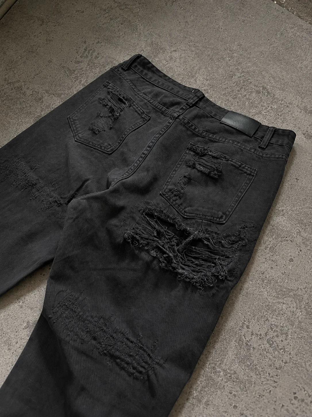 рваные джинсы клеш distressed - миниатюра 9