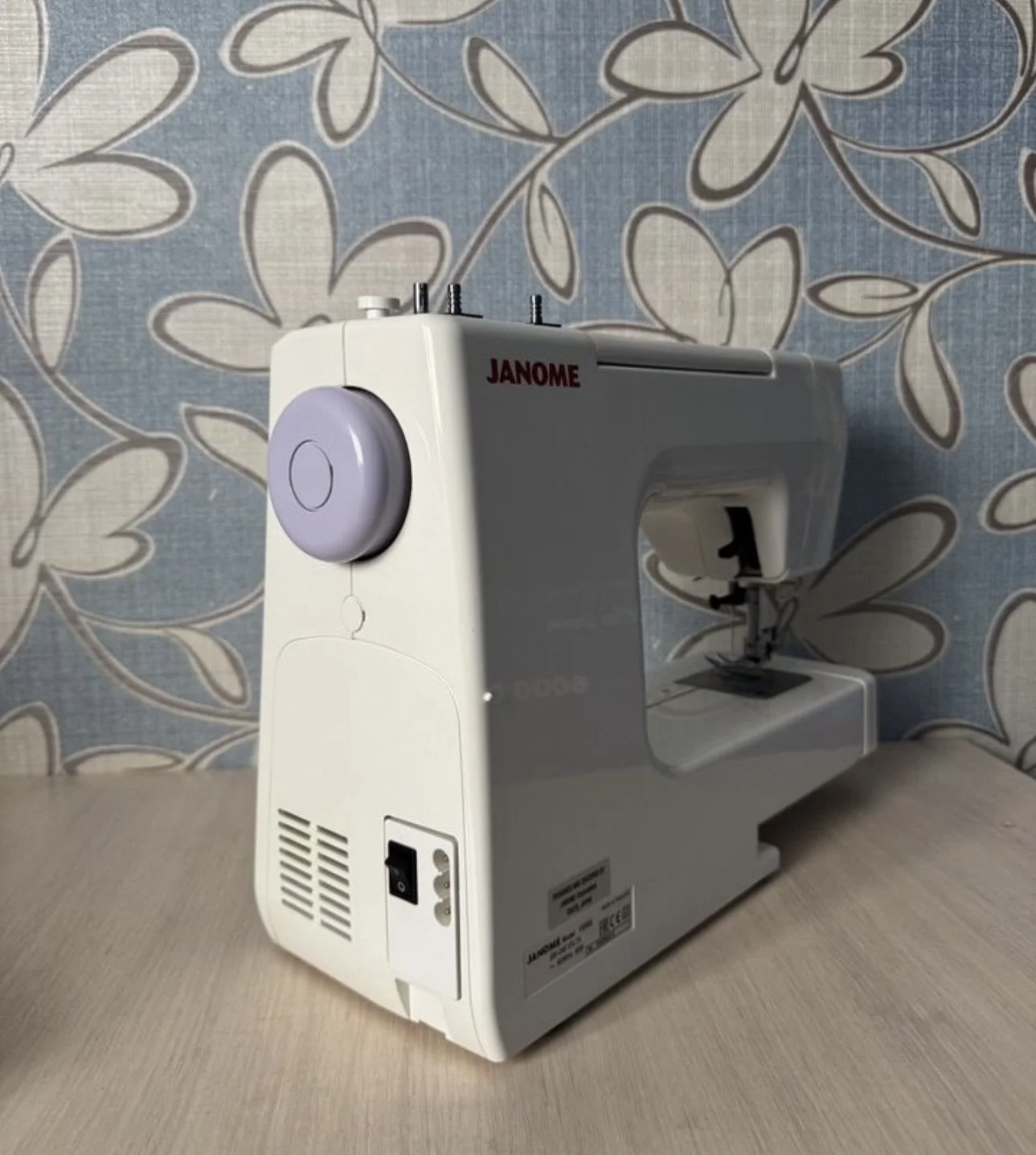 Швейная машинка janome vs56s - миниатюра 2