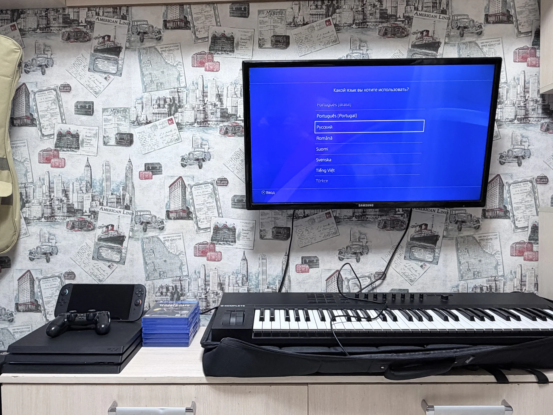 Sony PlayStation 4 Pro - миниатюра 3