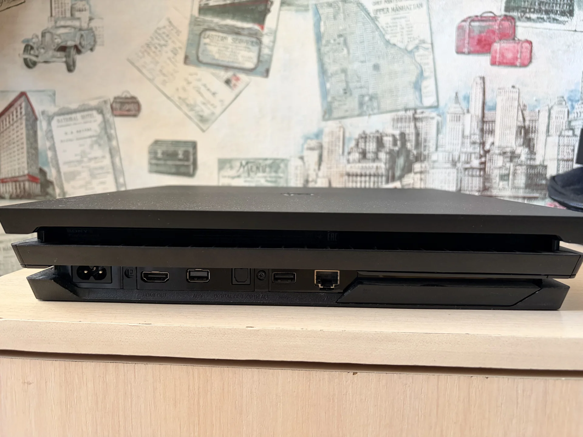 Sony PlayStation 4 Pro - миниатюра 4
