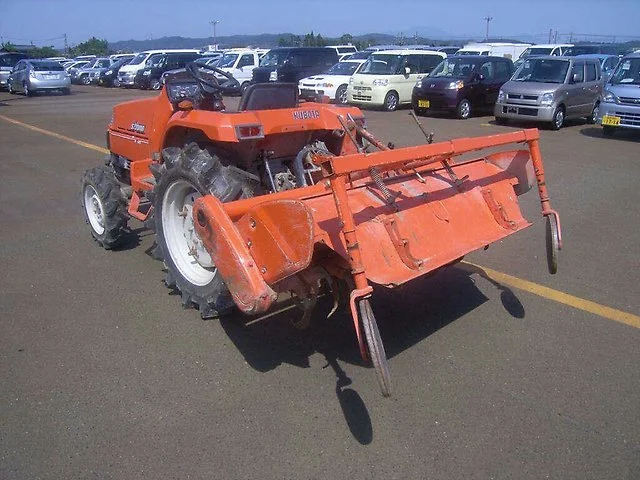 Мини-трактор KUBOTA X-20 - миниатюра 2