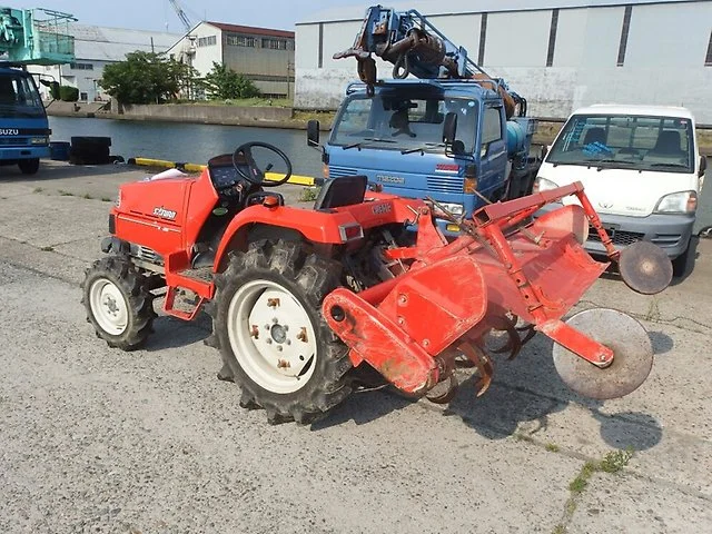 Мини-трактор KUBOTA X-20 - миниатюра 5