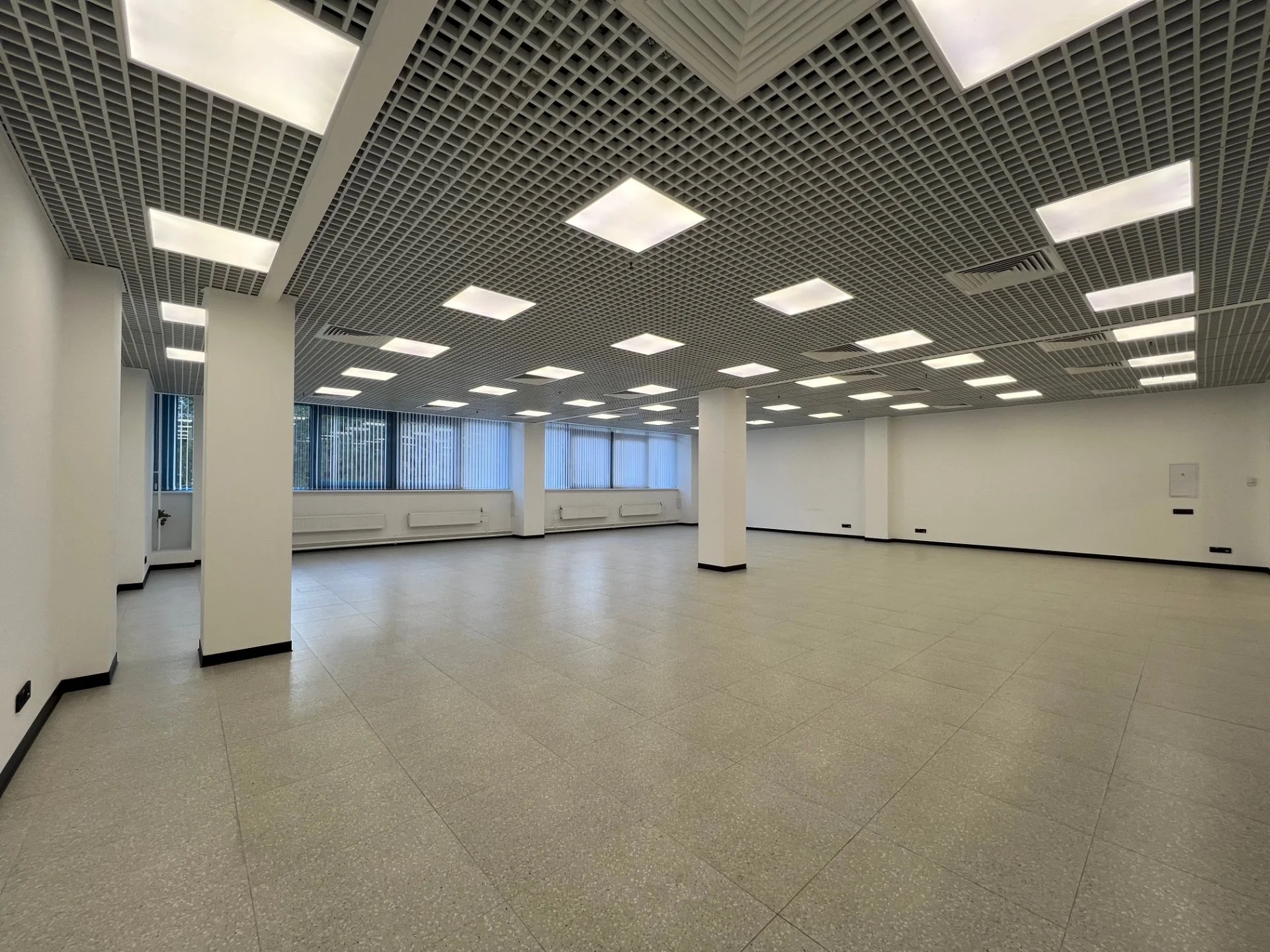 Офис Класса А+, 162,7 м² - миниатюра 6