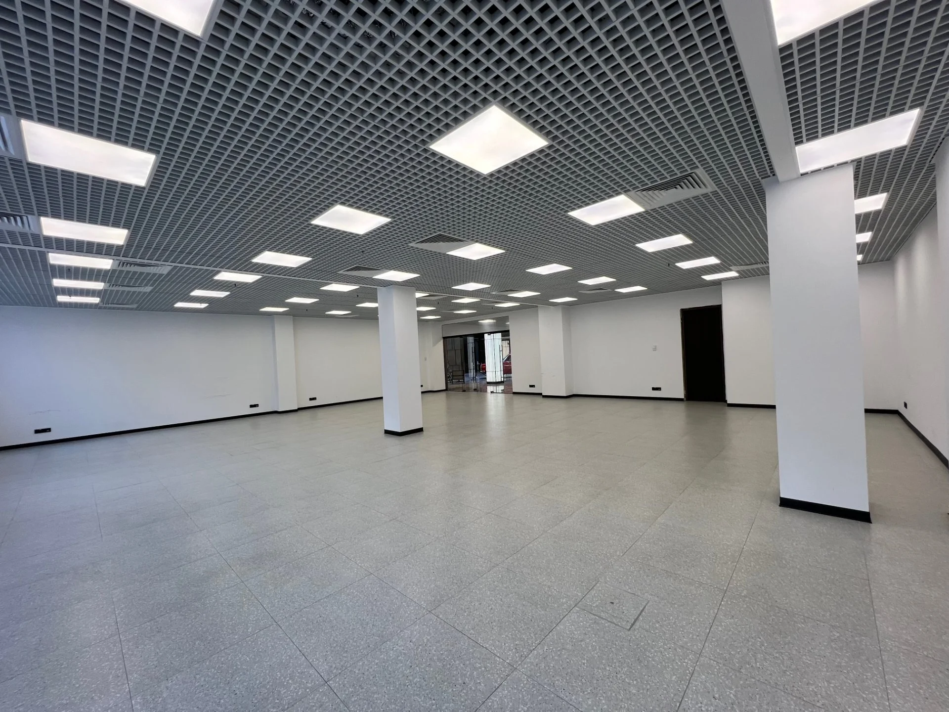 Офис Класса А+, 162,7 м² - миниатюра 8