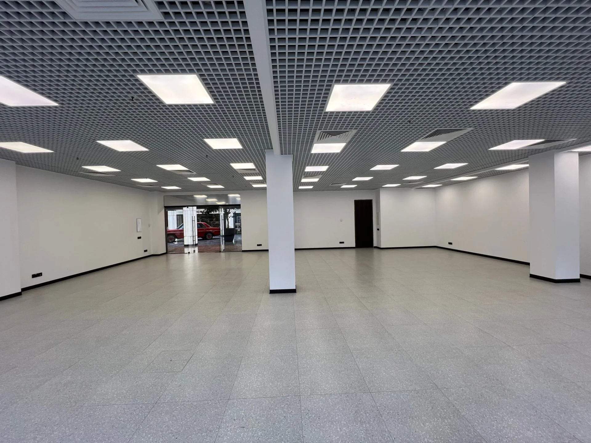 Офис Класса А+, 162,7 м² - миниатюра 9