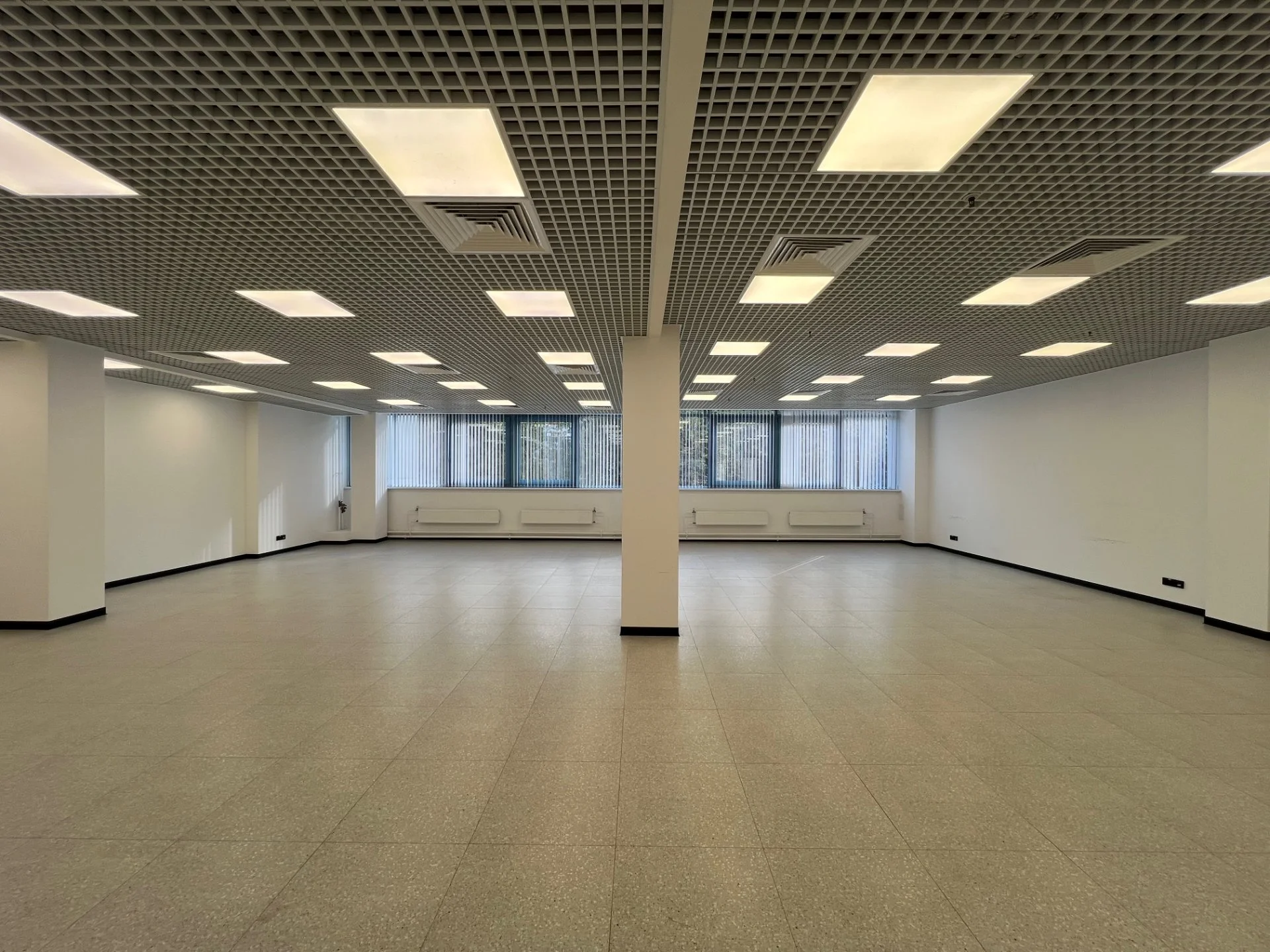 Офис Класса А+, 162,7 м² - миниатюра 15