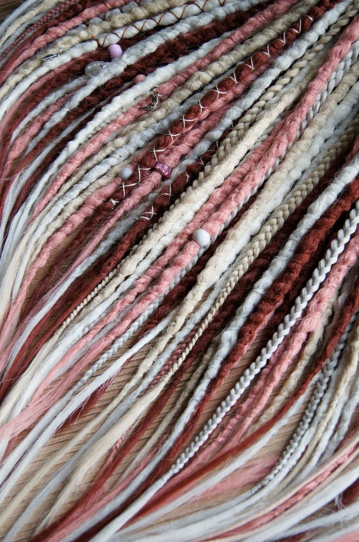 Де дреды и косы. 50 штук, 50 см - миниатюра 4