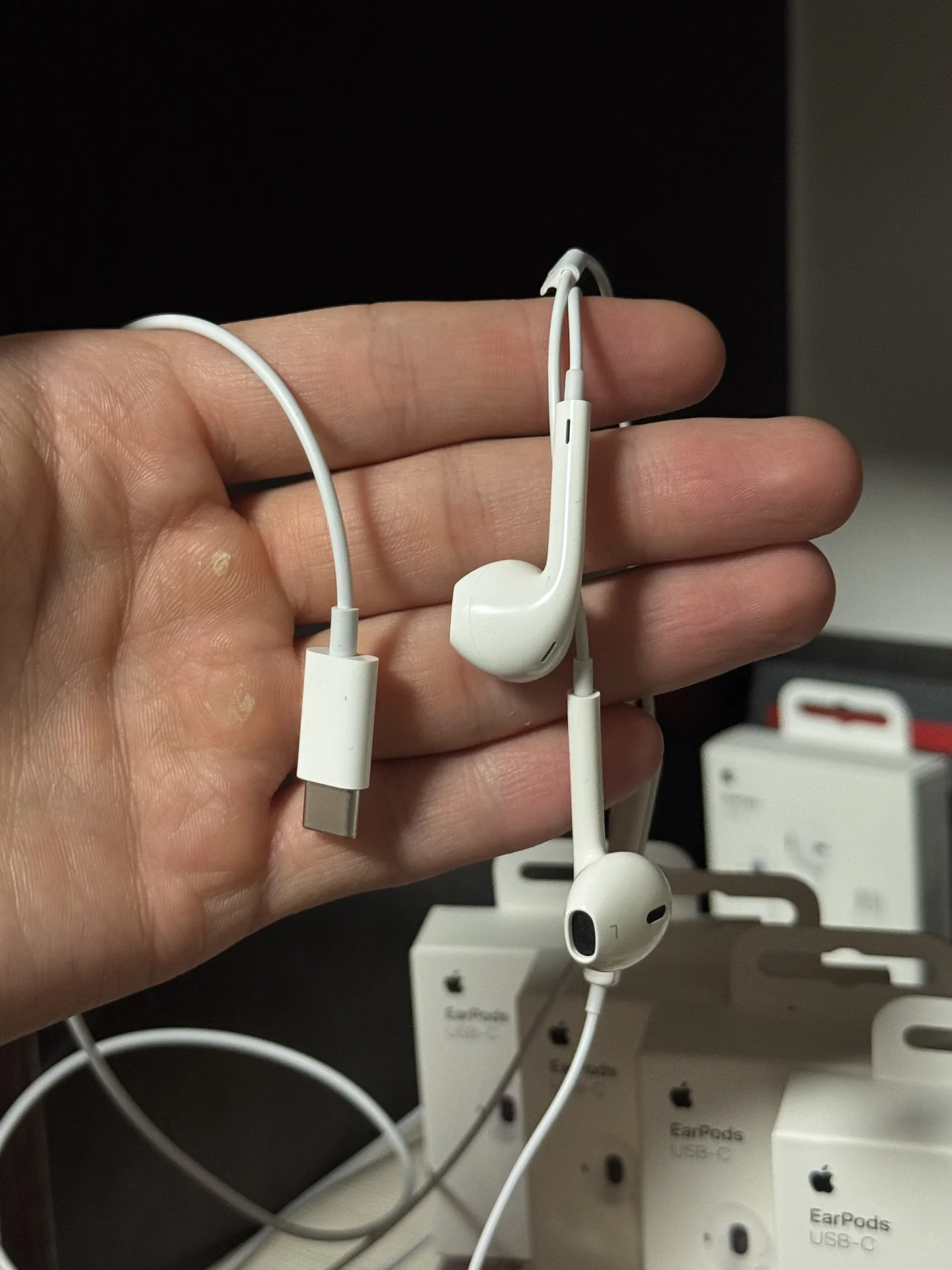 Беспроводные наушники Apple Original - миниатюра 2