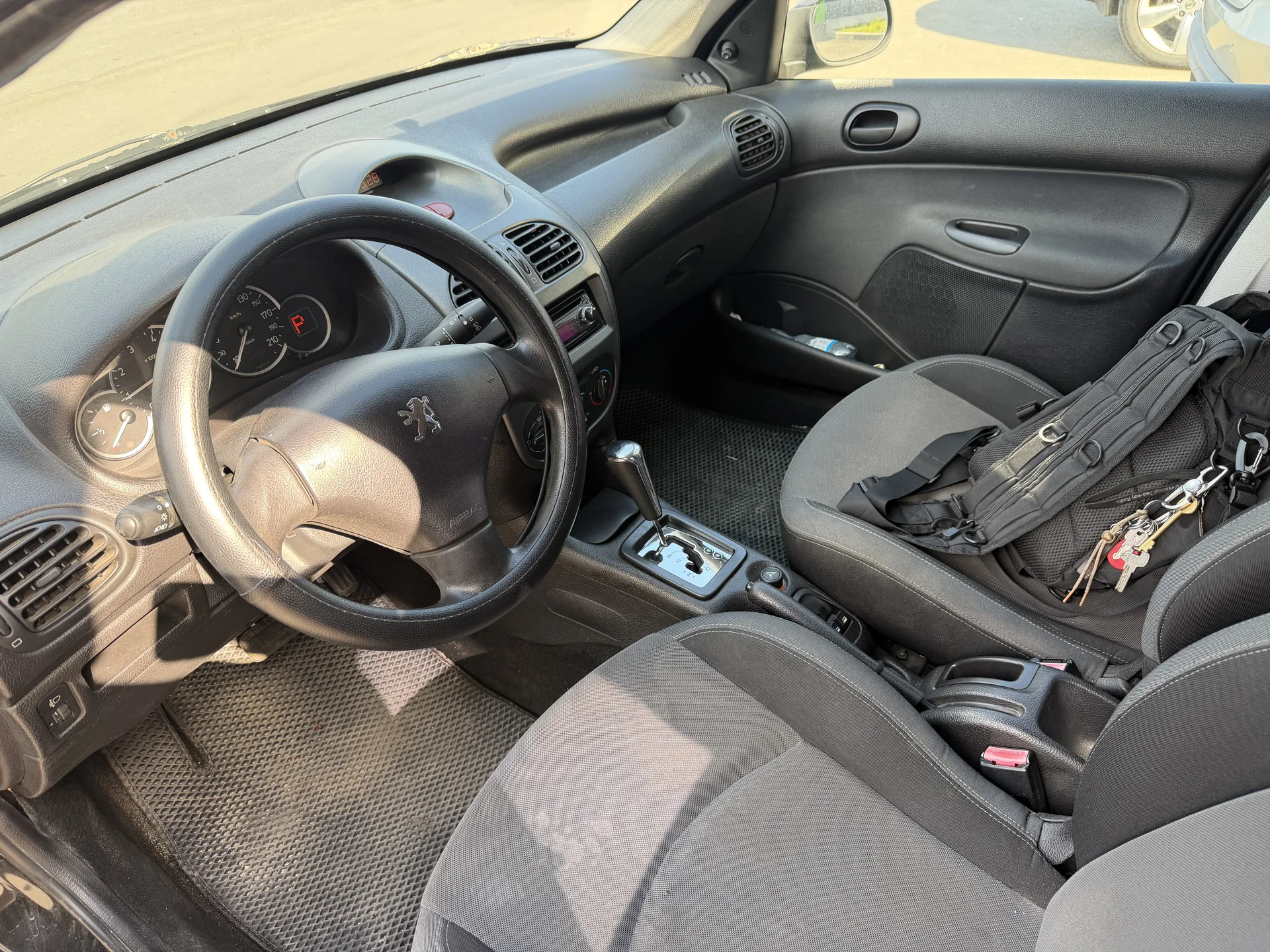 Peugeot 206 1.4 AT 2008 - миниатюра 7