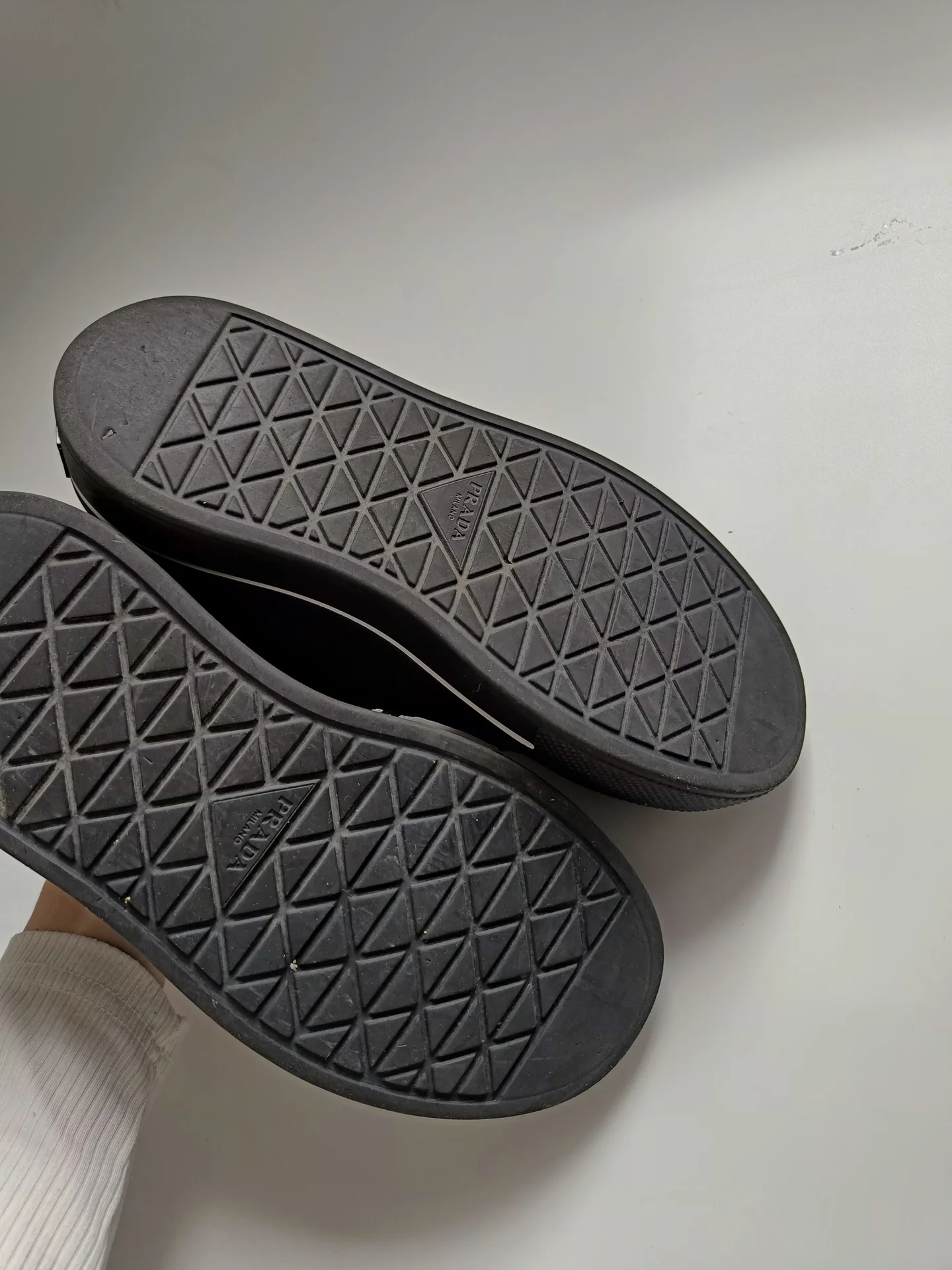 Кросовки Prada оригинал - миниатюра 3