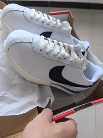 Кроссовки nike Cortez белые оригинал - миниатюра 8