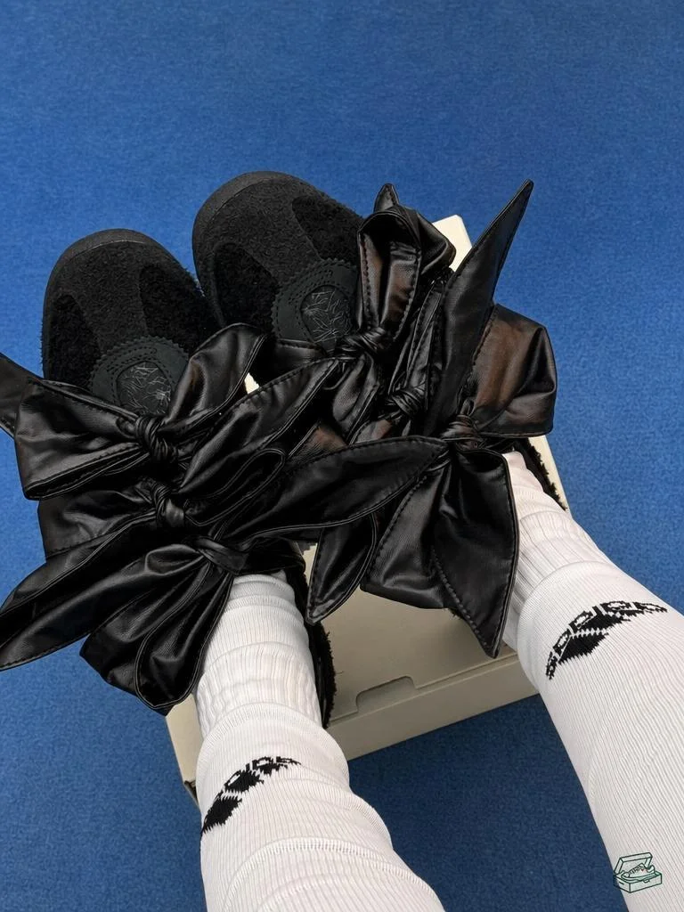 Adidas Originals × Caroline Hu - миниатюра 9