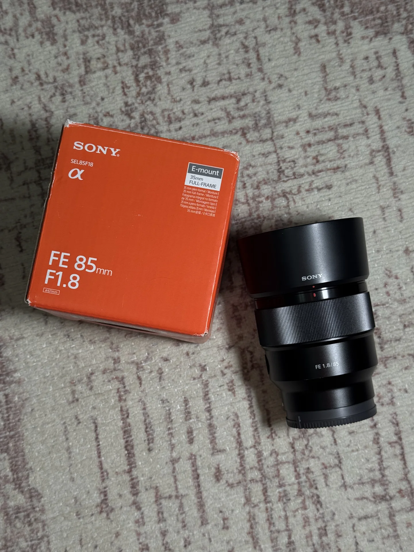 Объектив Sony 85mm 1.8 - изображение 1