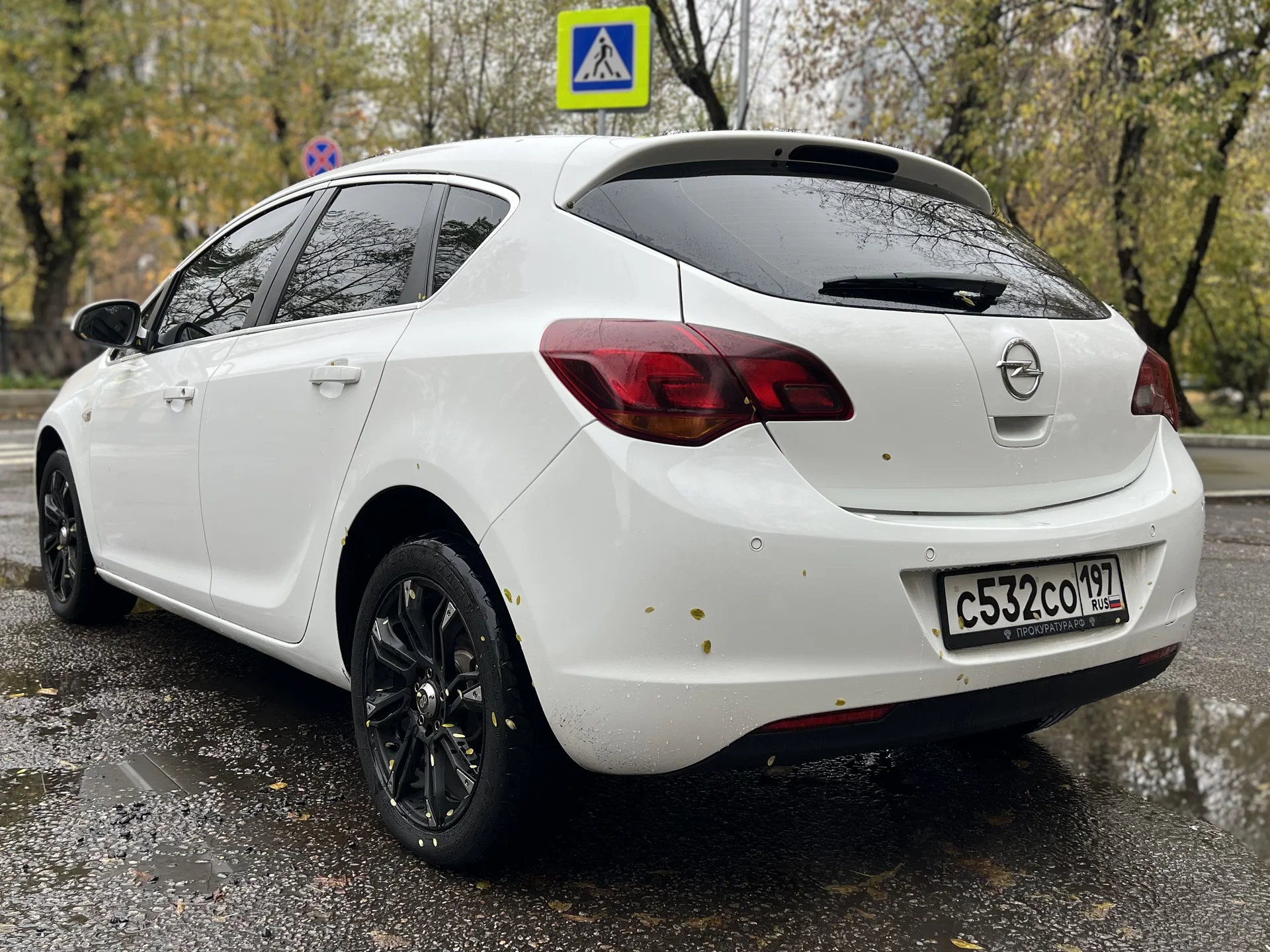 🚗 Opel Astra J 2012, 1.6 AT, хэтчбек 5 дв - миниатюра 5