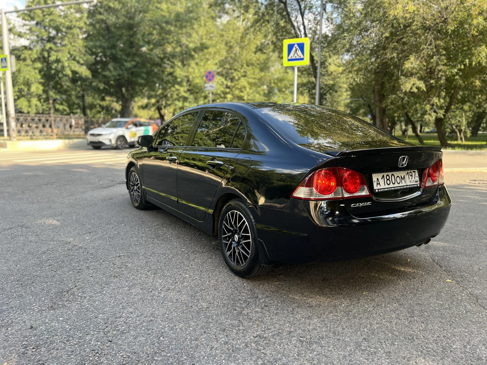 🚗 Honda Civic 2008, 1.8 АТ - миниатюра 5