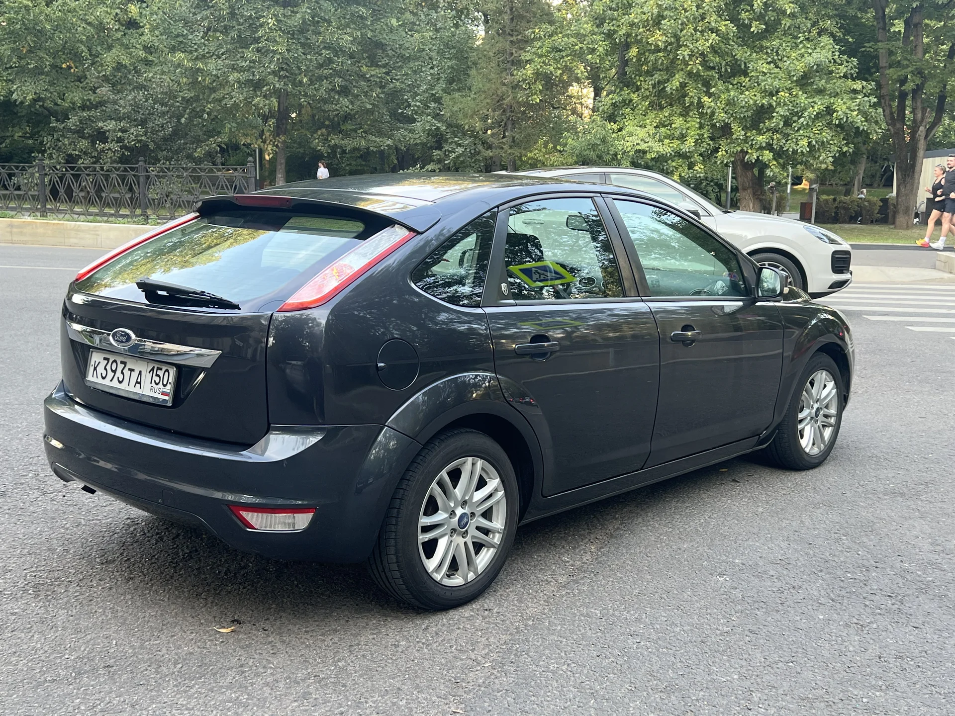 🚗 Ford Focus 2 рестайлинг, 2008, 1.6 МТ - миниатюра 3