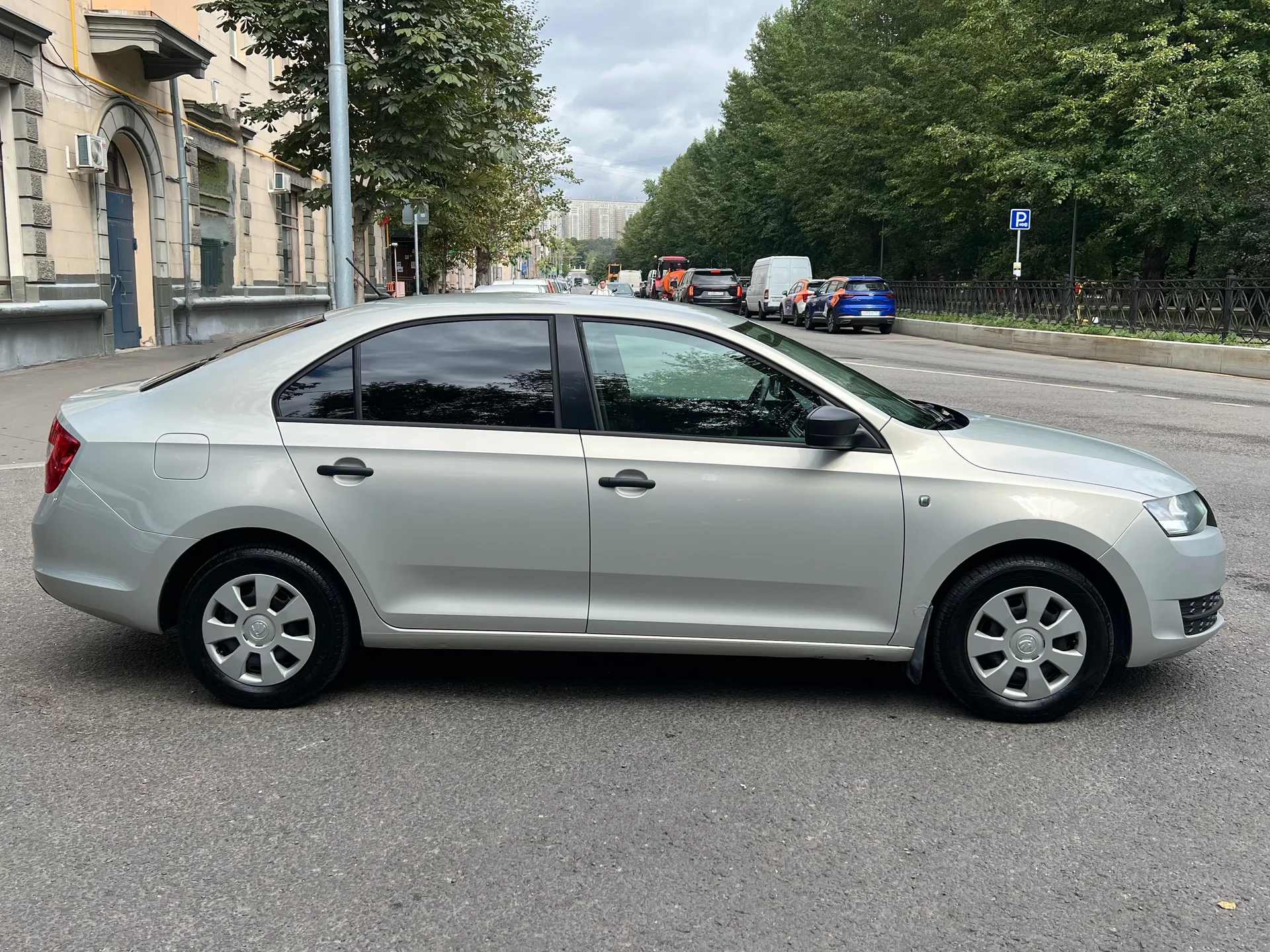 🚗 Škoda Rapid 2016, 1.6 MT - миниатюра 2