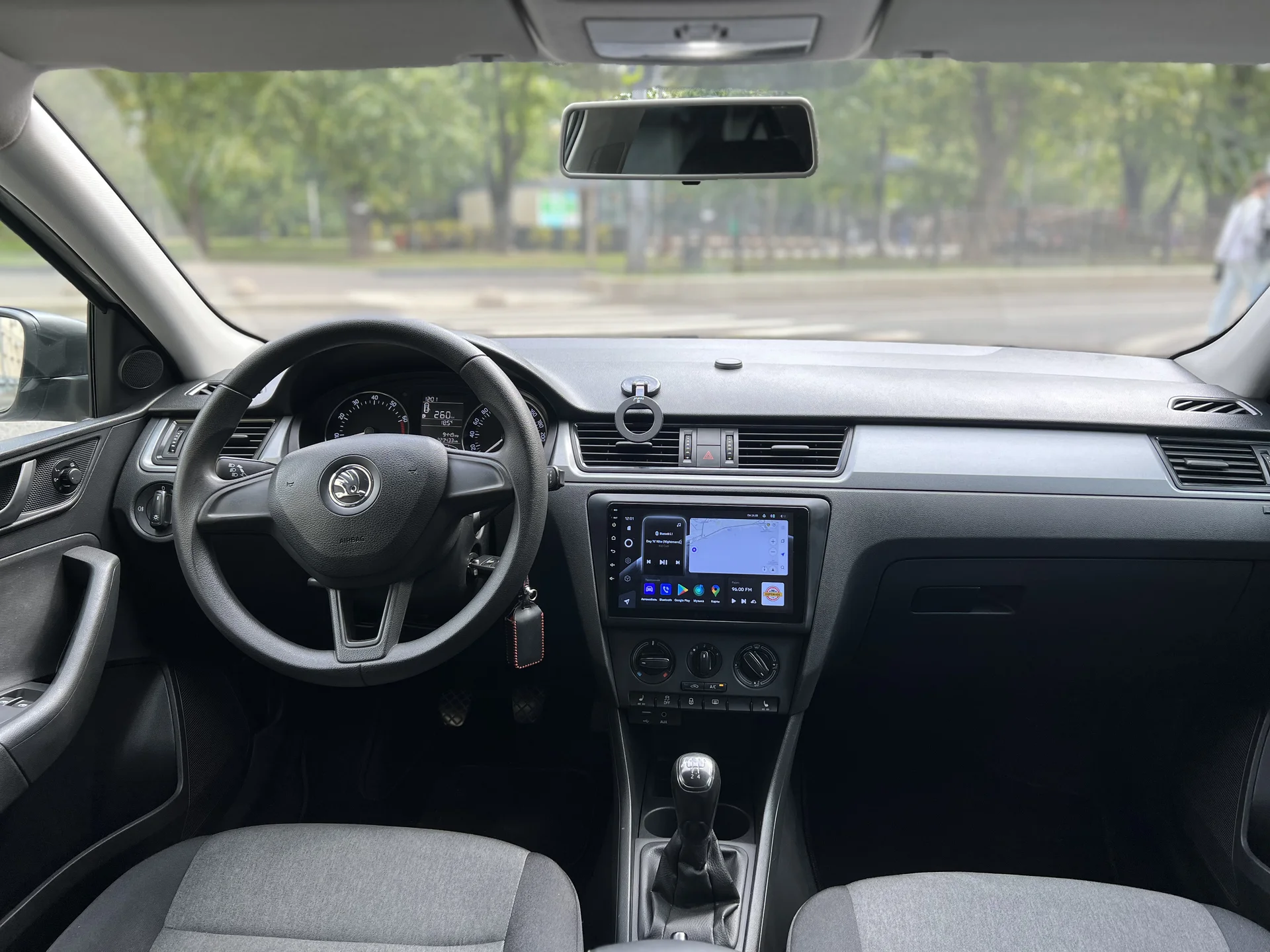 🚗 Škoda Rapid 2016, 1.6 MT - миниатюра 11