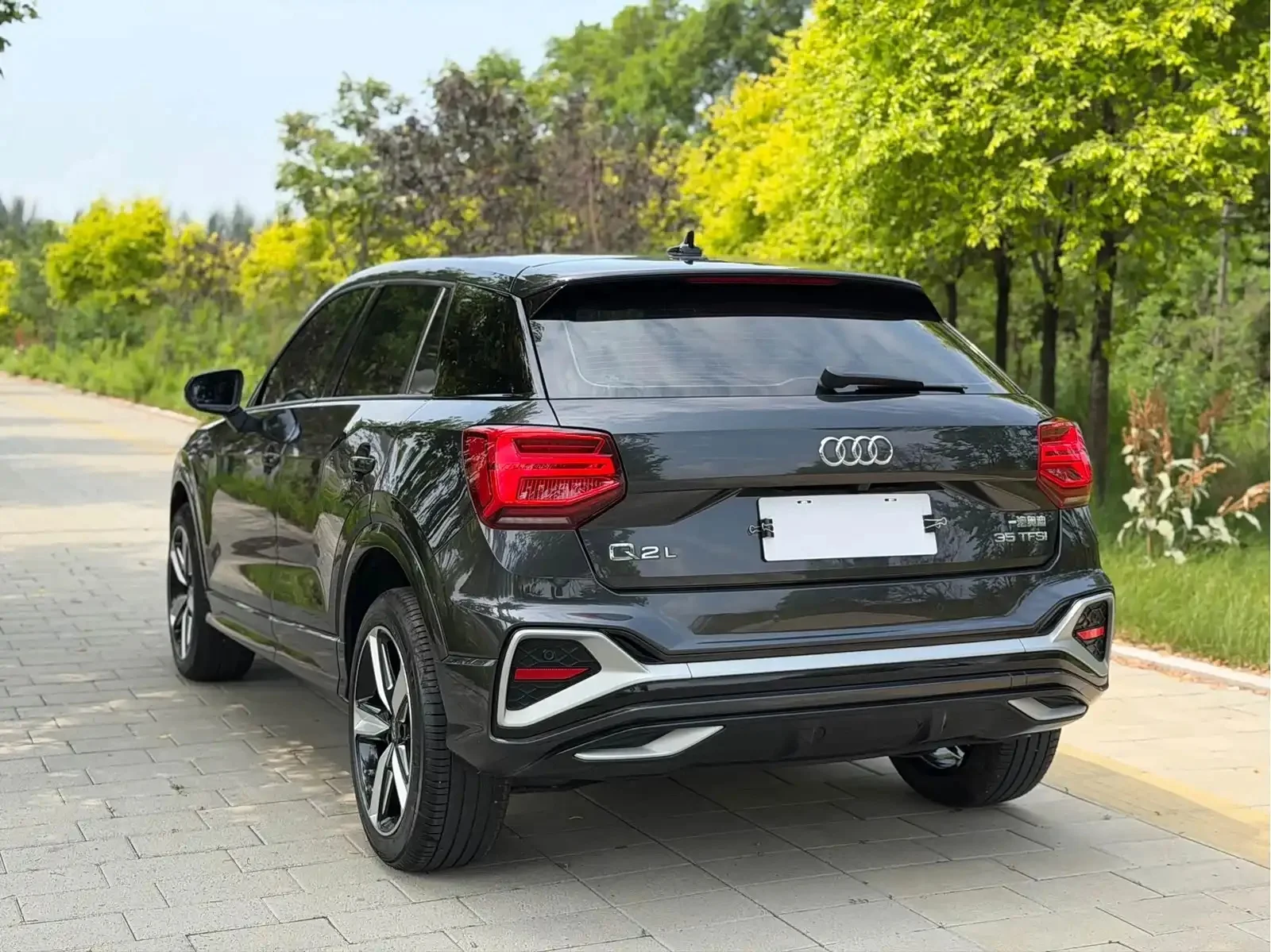 AUDI Q2L - миниатюра 6
