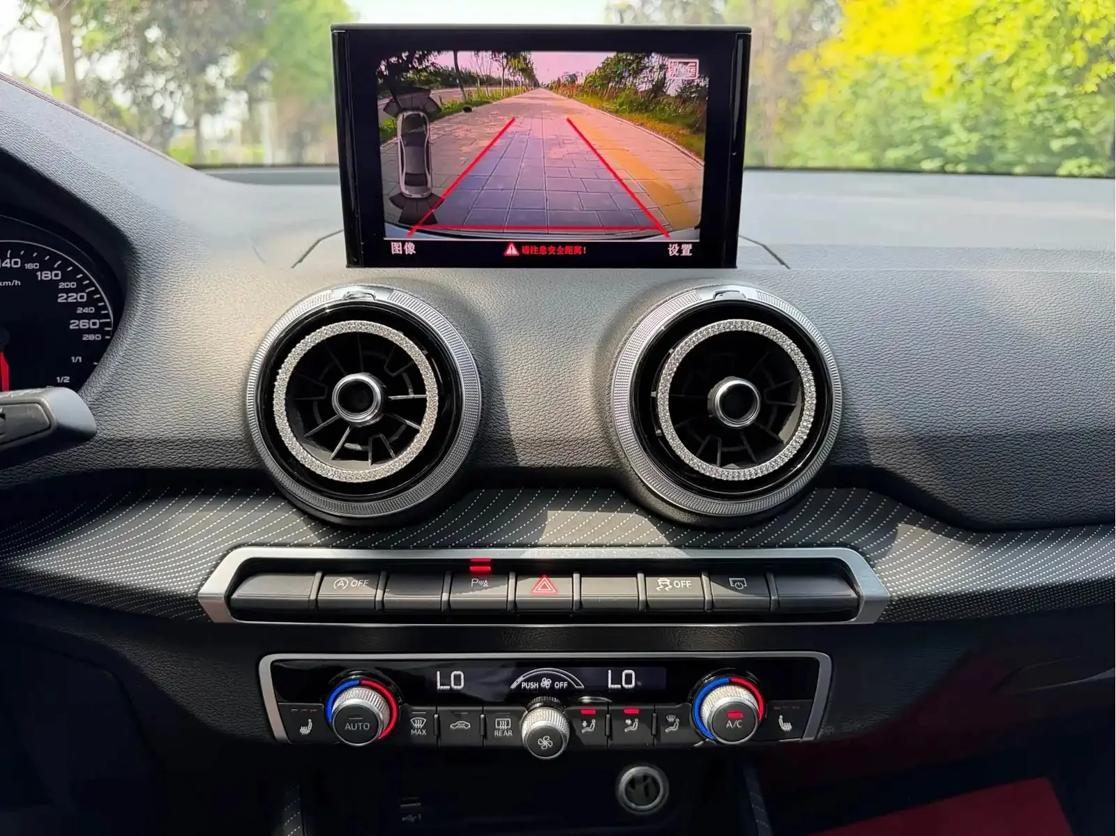 AUDI Q2L - миниатюра 13