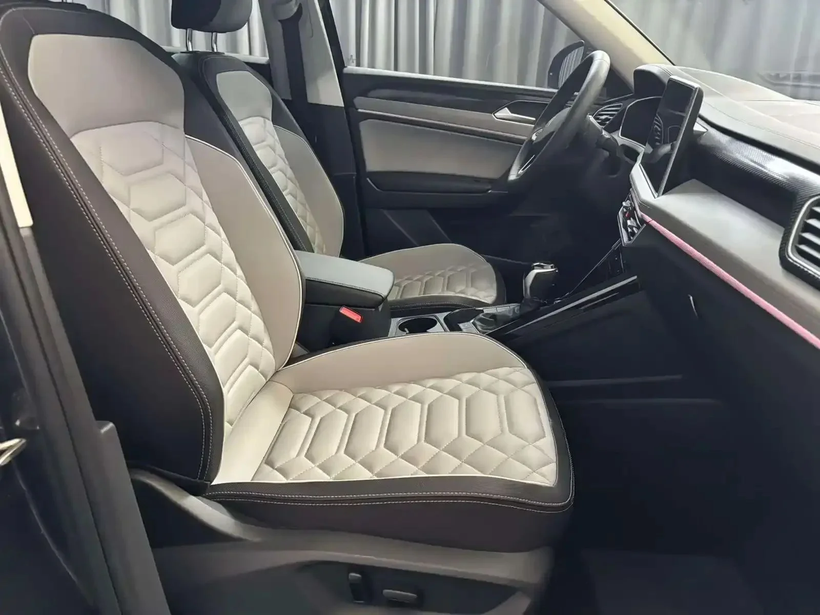 Volkswagen Tayron 2023 - миниатюра 10